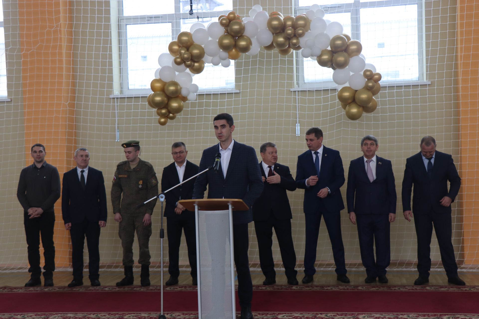 В Нурлате торжественно открыли спортзал городской школы №8 (+фоторепортаж)
