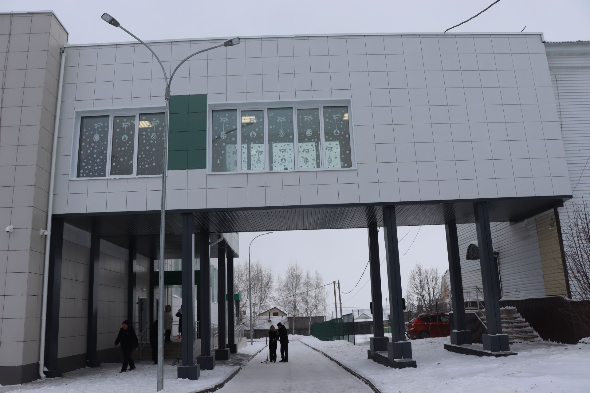 В Нурлате торжественно открыли спортзал городской школы №8 (+фоторепортаж)