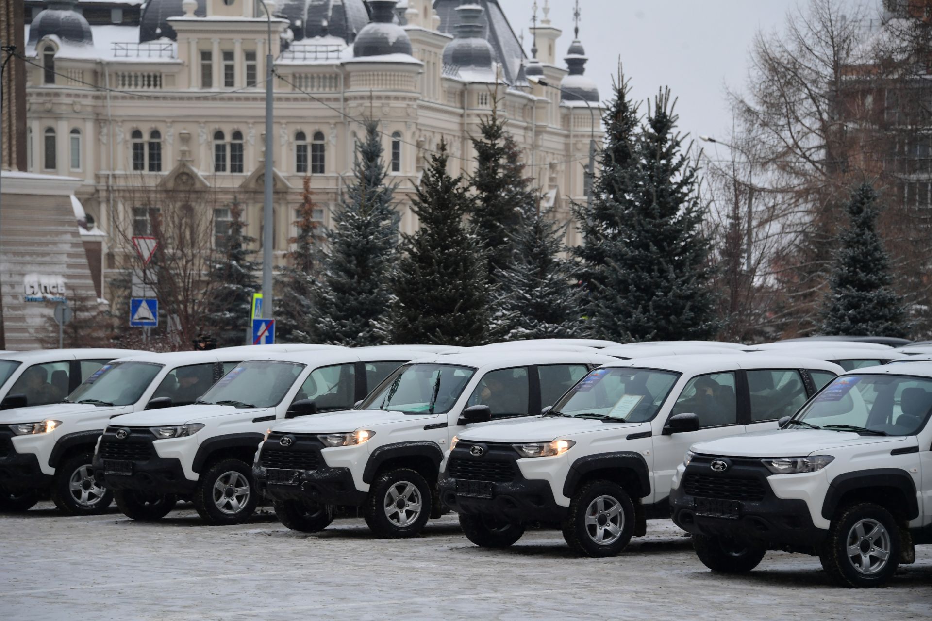 Нурлатские сельские поселения получили новые служебные автомобили