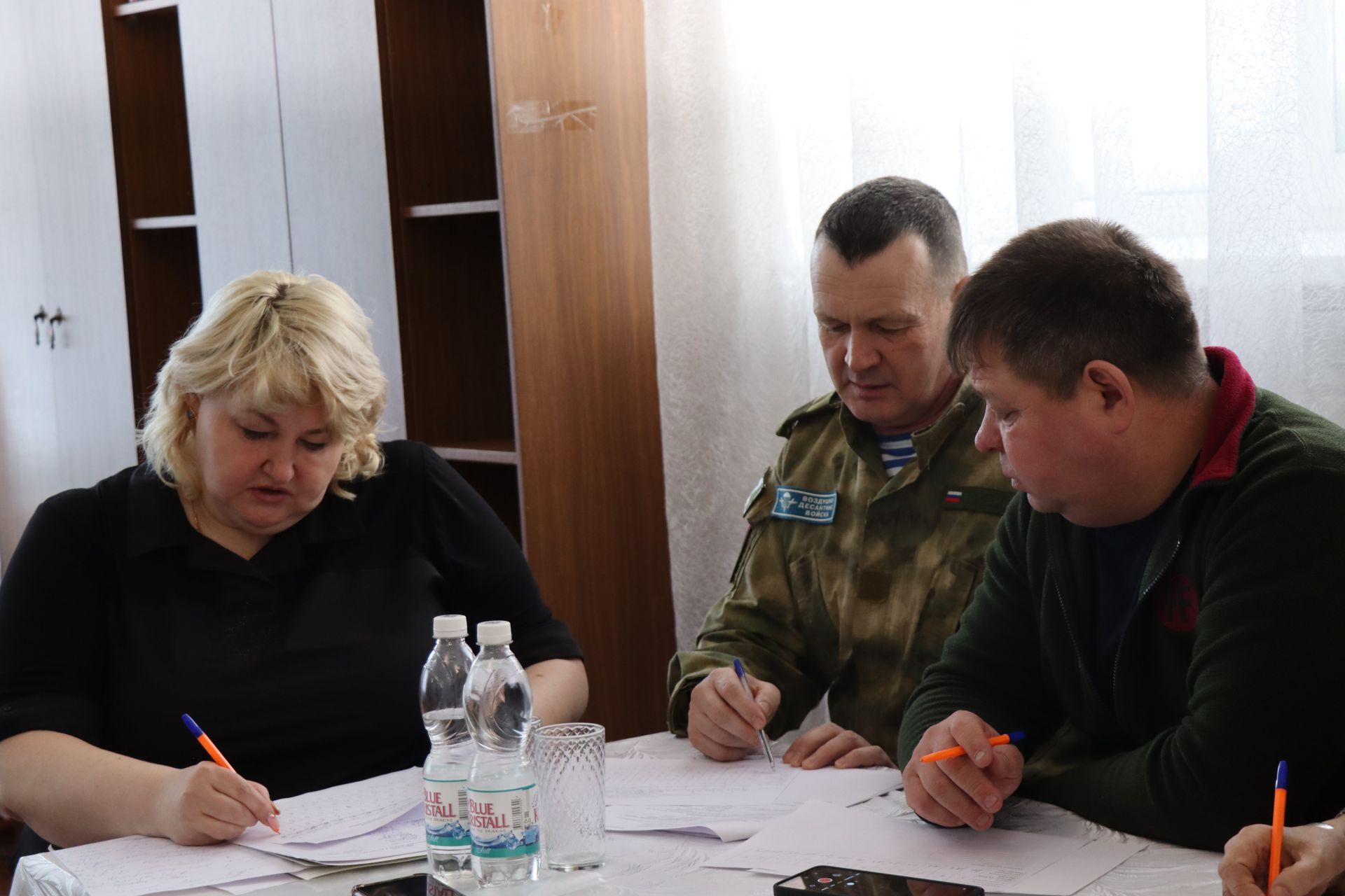 Нурлатский смотр строя и песни: волонтеры, героическая память и детская отвага (фоторепортаж)