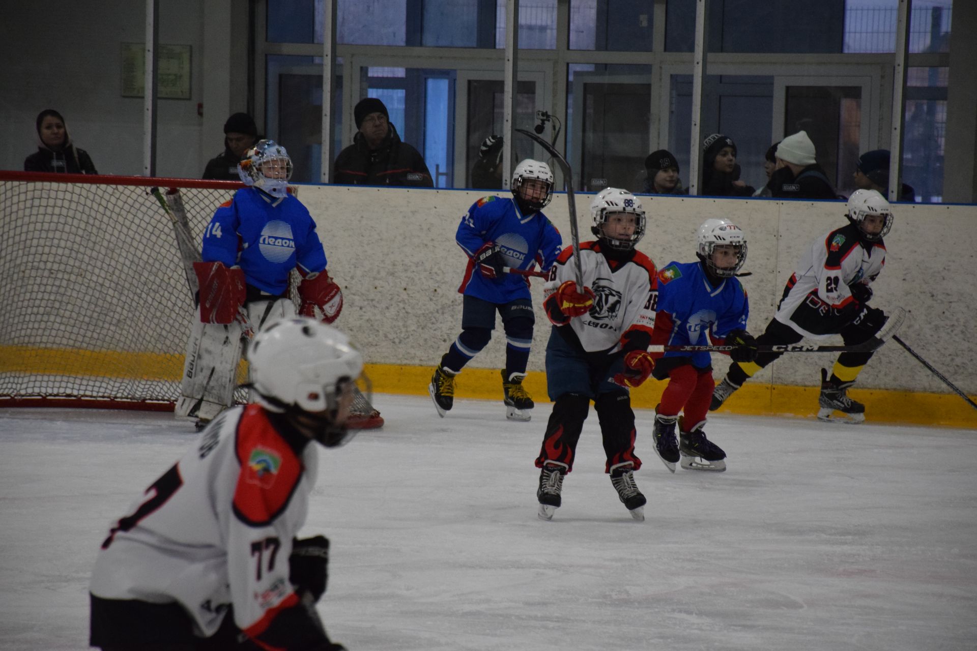 Финальные игры республиканского этапа Всероссийских соревнований «Золотая шайба» в Нурлате: борьба за победу