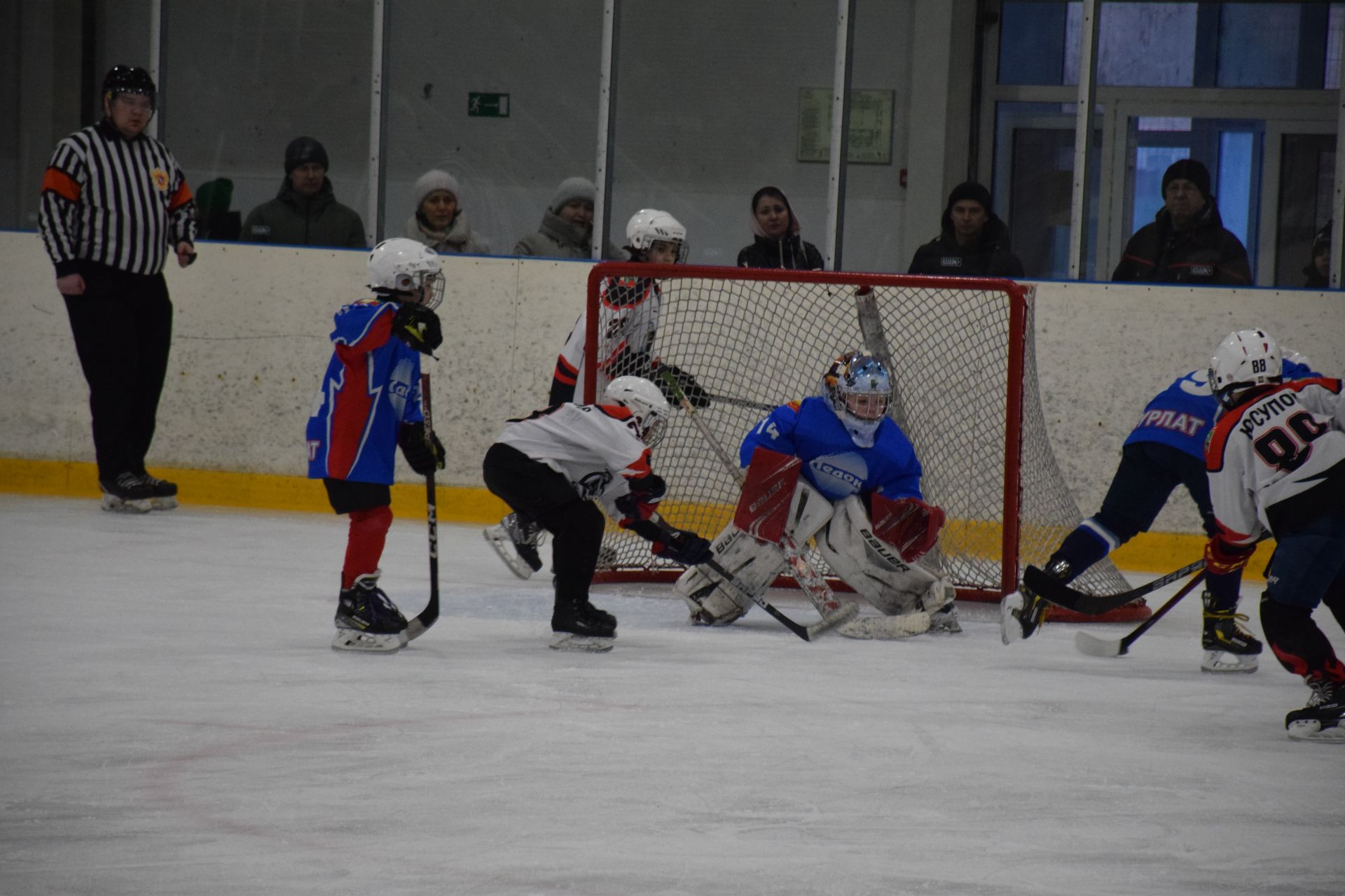 Финальные игры республиканского этапа Всероссийских соревнований «Золотая шайба» в Нурлате: борьба за победу