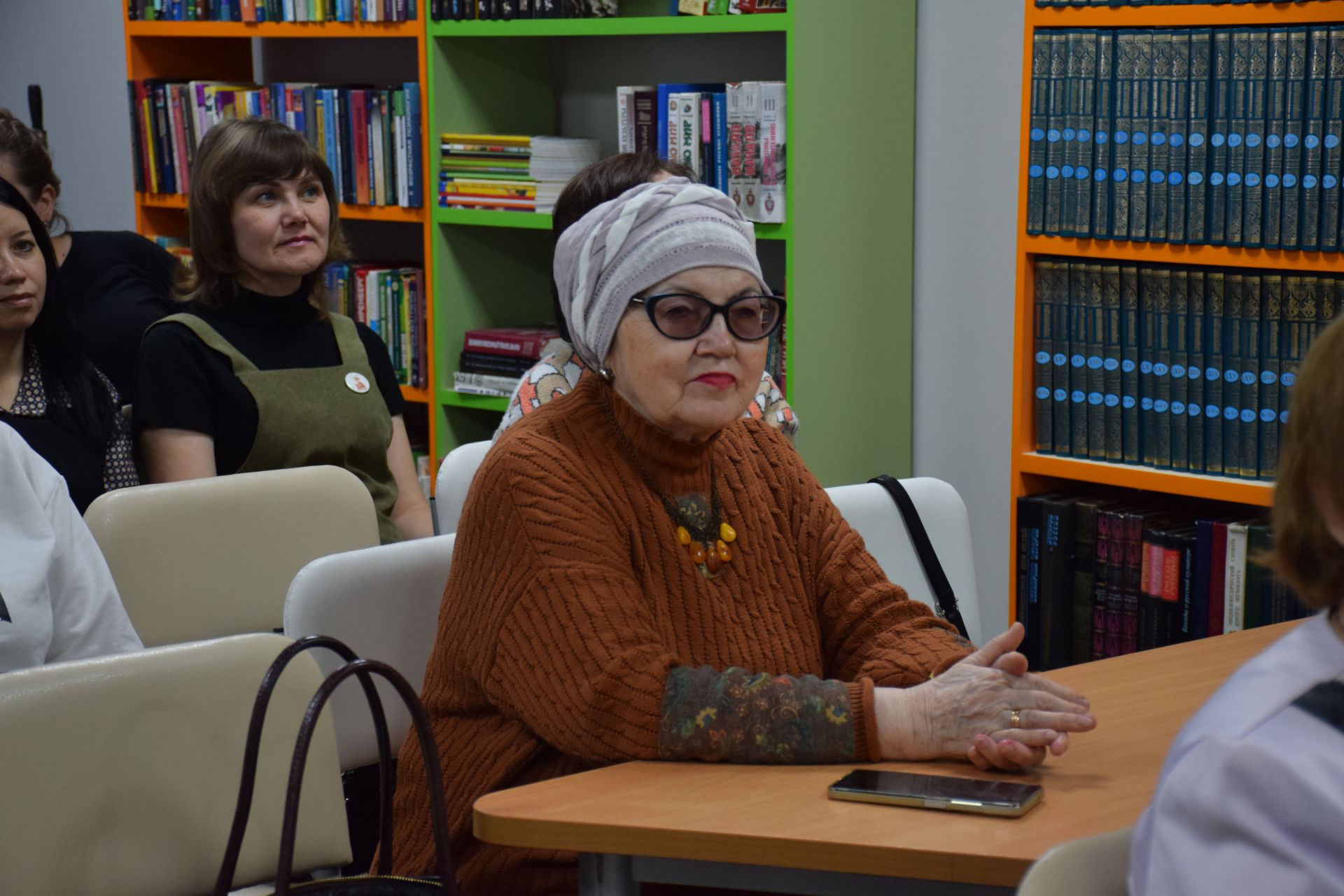 В межпоселенческой центральной библиотеке города Нурлат состоялась презентация новой книги Альфии Тухватуллиной