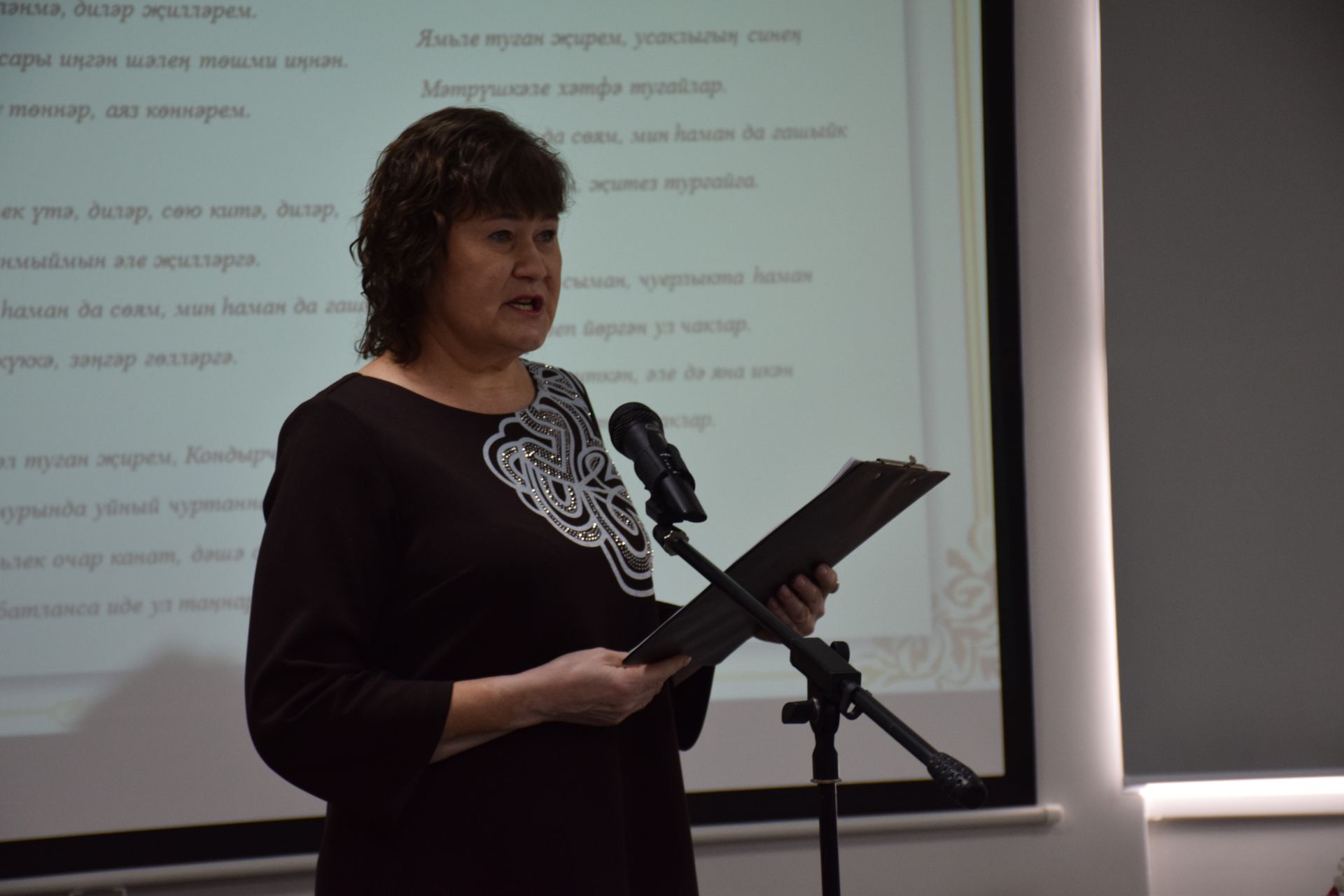 В межпоселенческой центральной библиотеке города Нурлат состоялась презентация новой книги Альфии Тухватуллиной