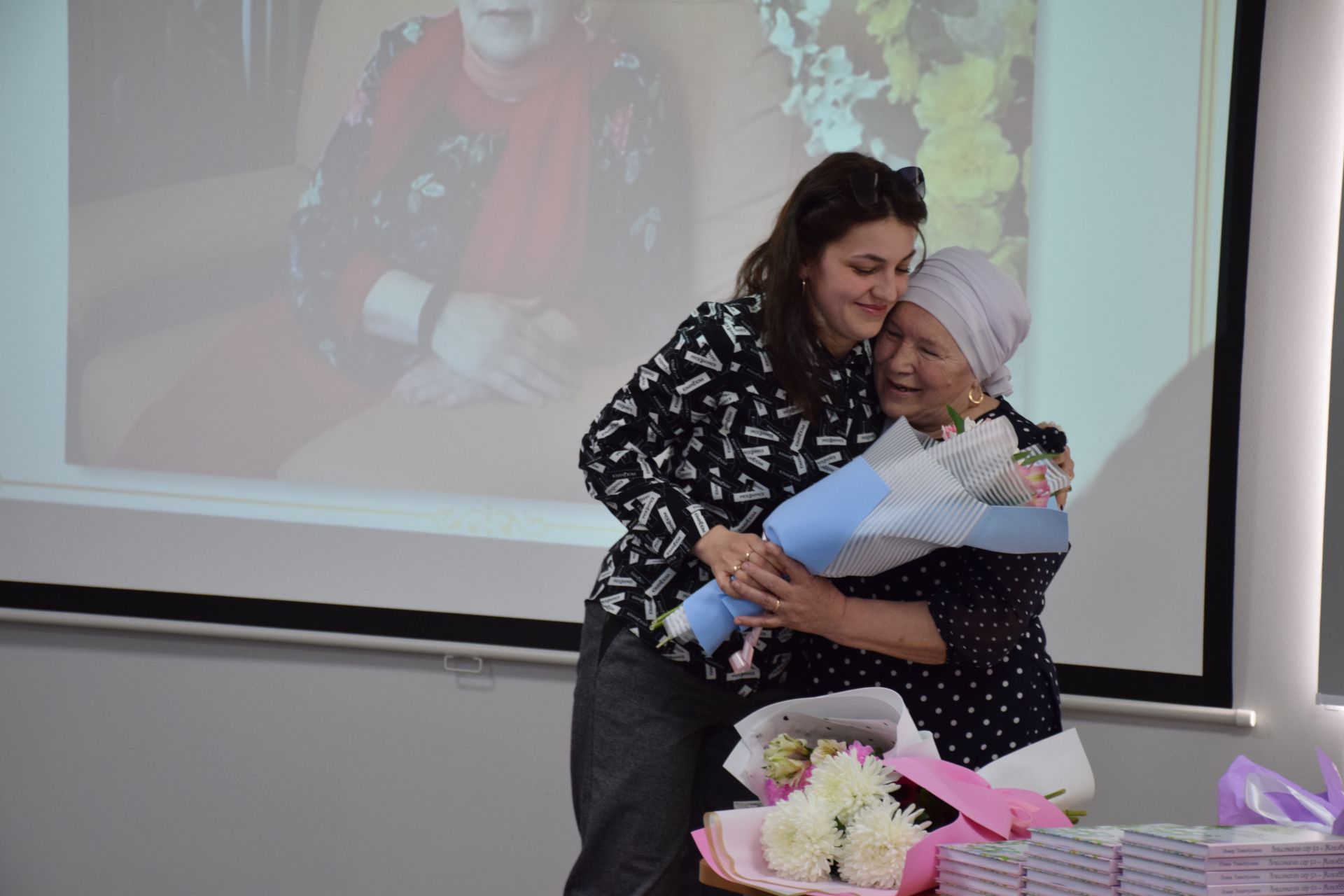 В межпоселенческой центральной библиотеке города Нурлат состоялась презентация новой книги Альфии Тухватуллиной