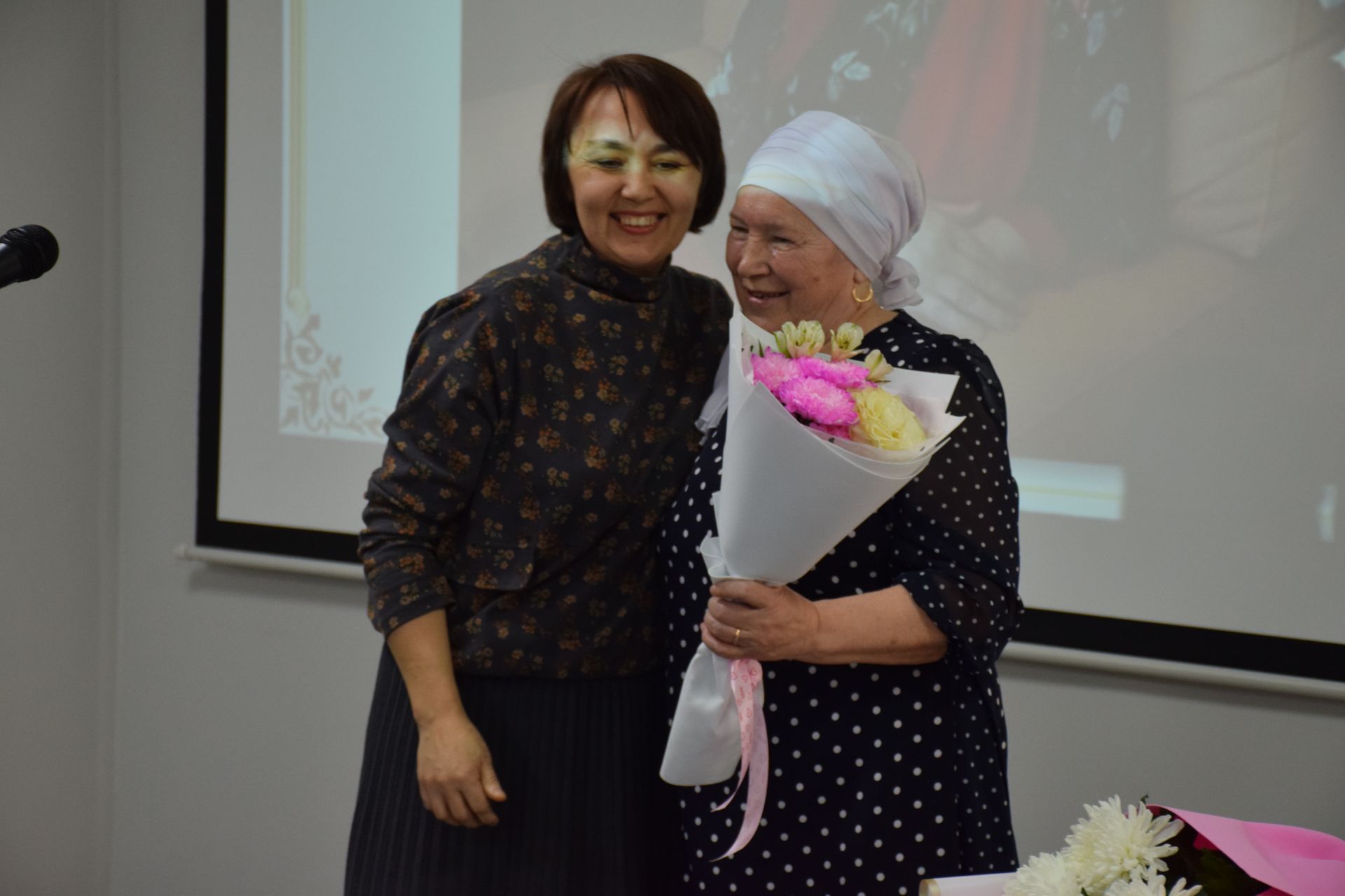 В межпоселенческой центральной библиотеке города Нурлат состоялась презентация новой книги Альфии Тухватуллиной