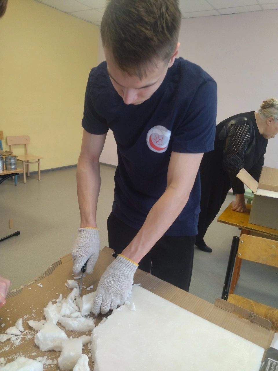 В Нурлатском районе продолжается акция «Своих не бросаем»