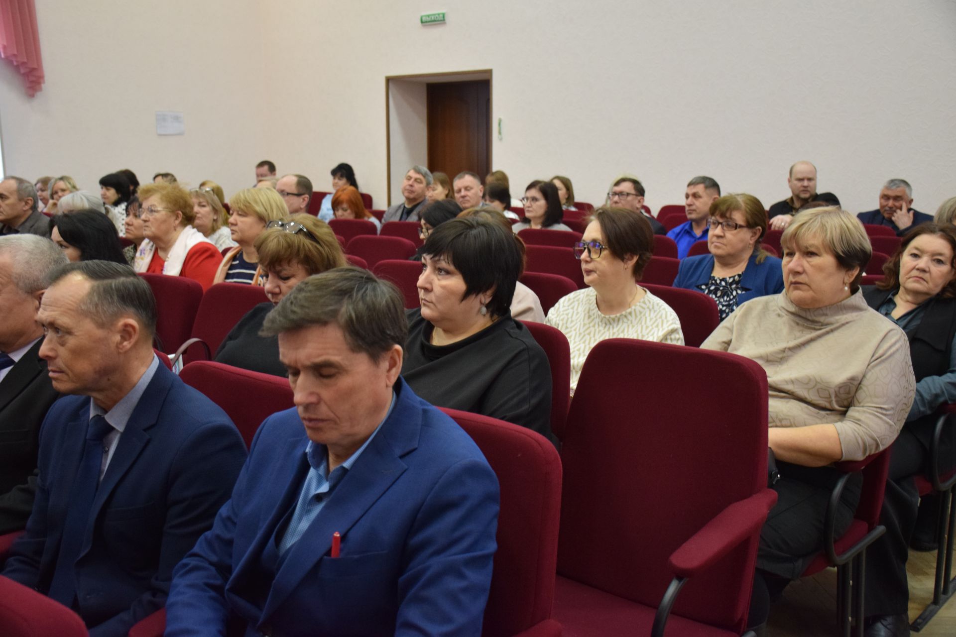 Комиссия по координации работы по противодействию коррупции в Нурлатском районе обсудила актуальные вопросы