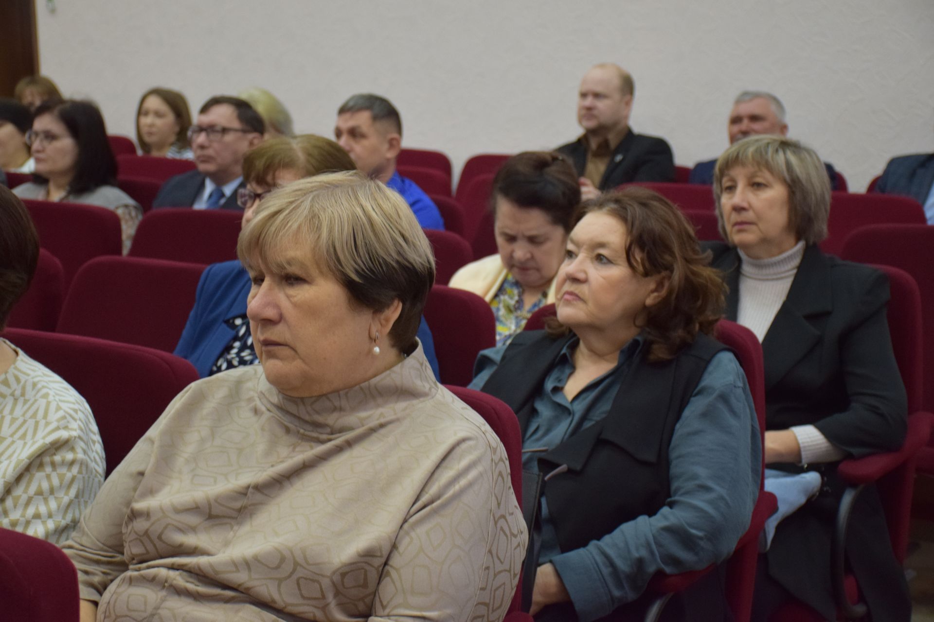 Комиссия по координации работы по противодействию коррупции в Нурлатском районе обсудила актуальные вопросы