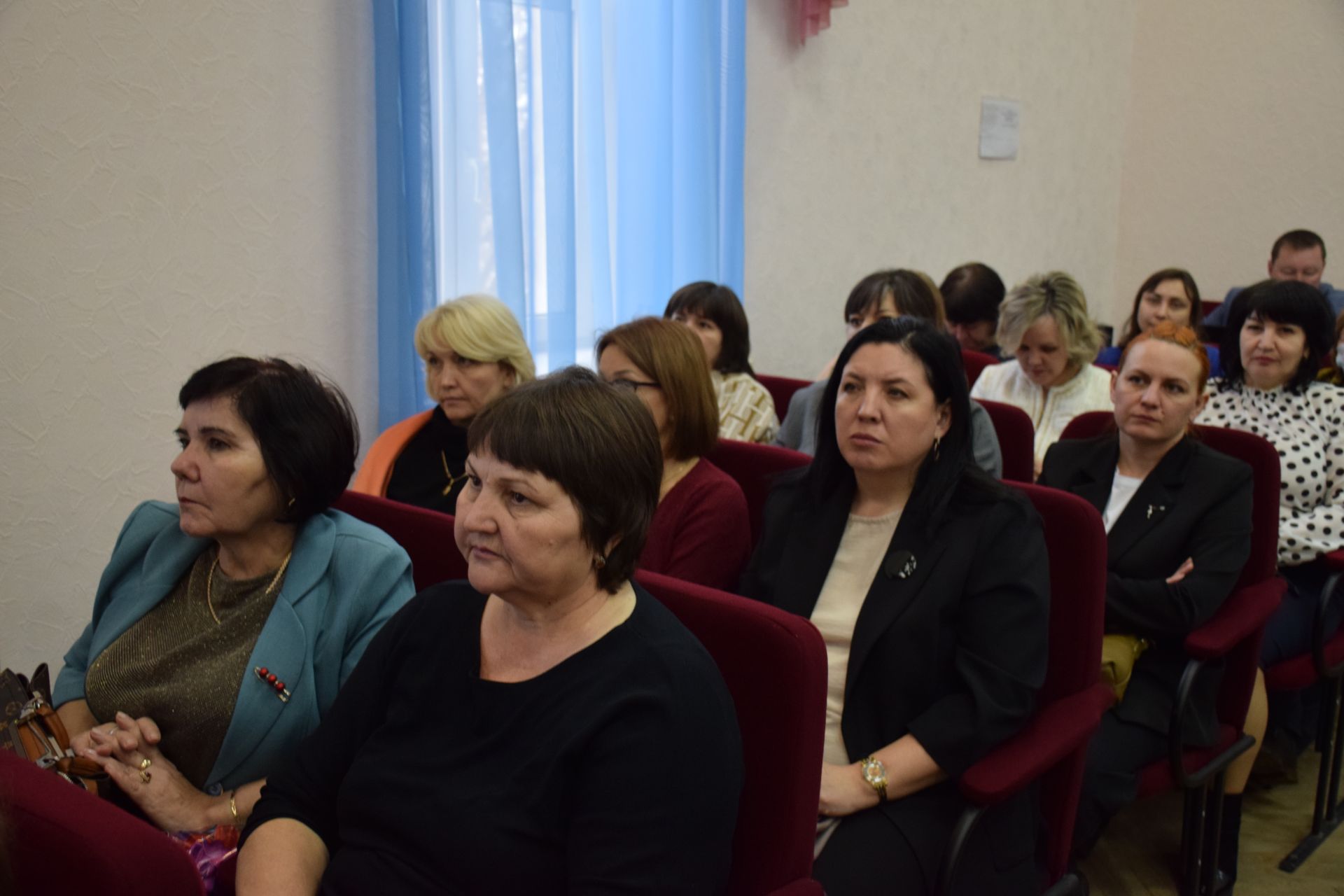 Комиссия по координации работы по противодействию коррупции в Нурлатском районе обсудила актуальные вопросы