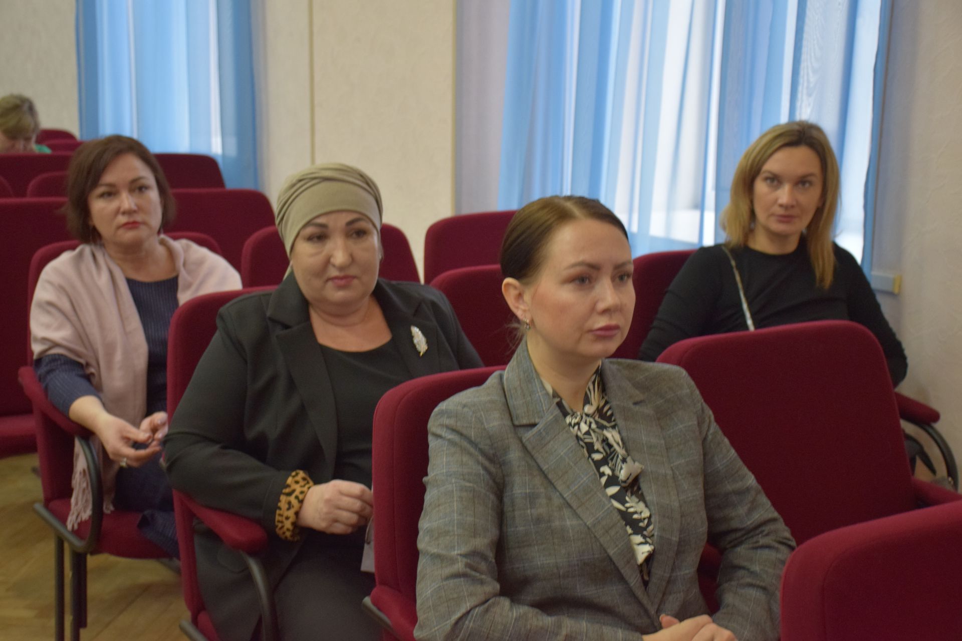 Комиссия по координации работы по противодействию коррупции в Нурлатском районе обсудила актуальные вопросы