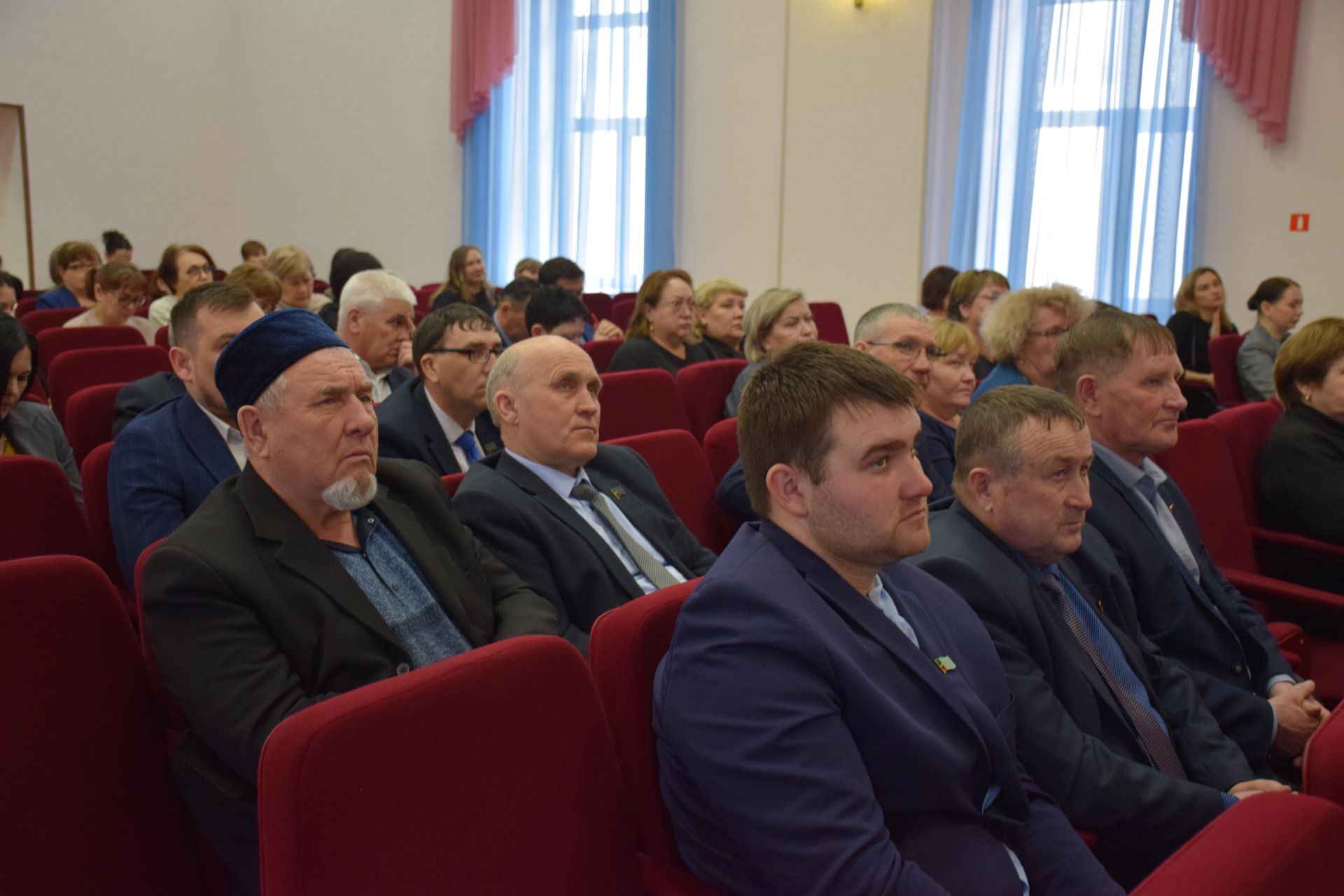 Комиссия по координации работы по противодействию коррупции в Нурлатском районе обсудила актуальные вопросы