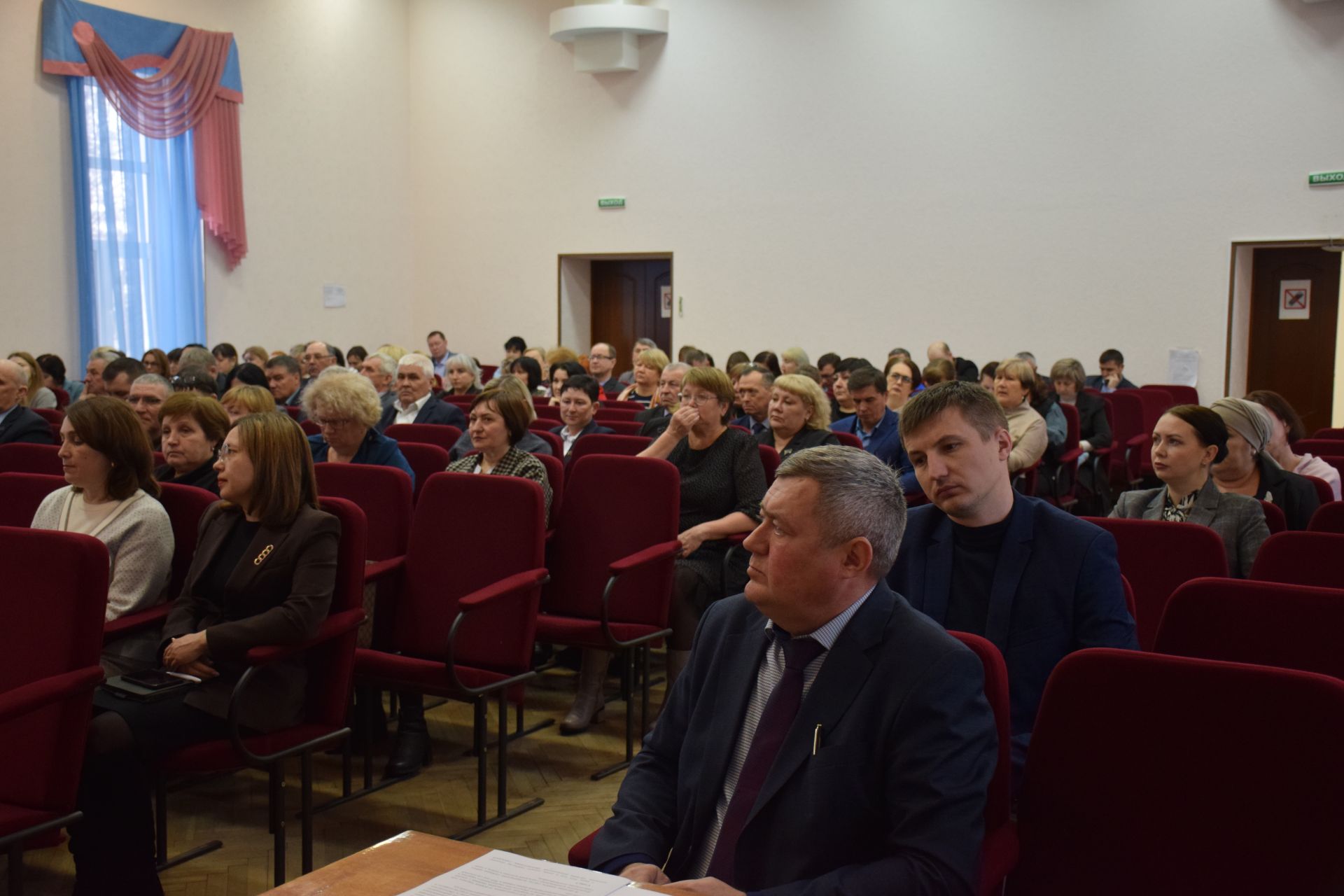 Комиссия по координации работы по противодействию коррупции в Нурлатском районе обсудила актуальные вопросы