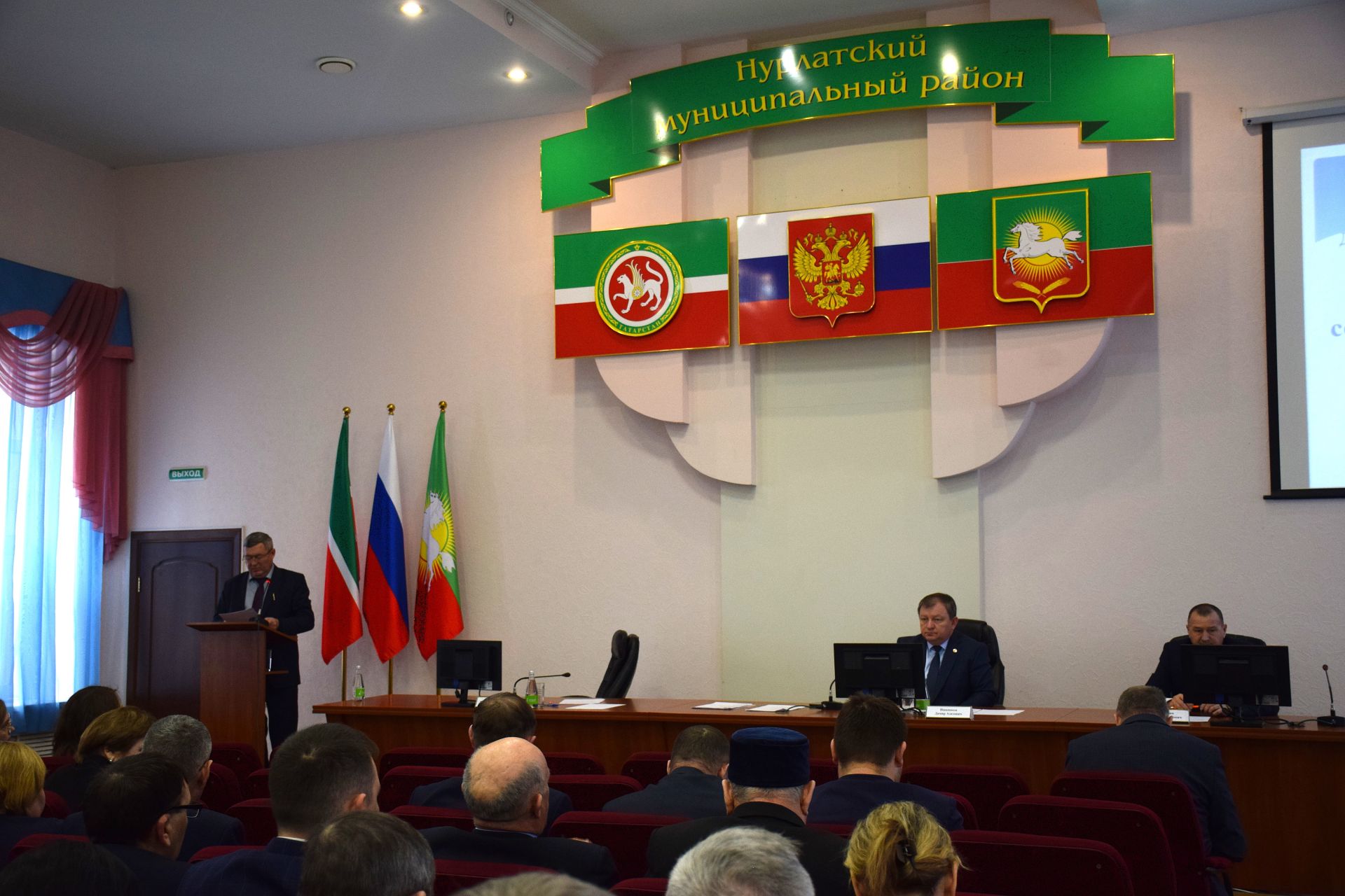 Комиссия по координации работы по противодействию коррупции в Нурлатском районе обсудила актуальные вопросы