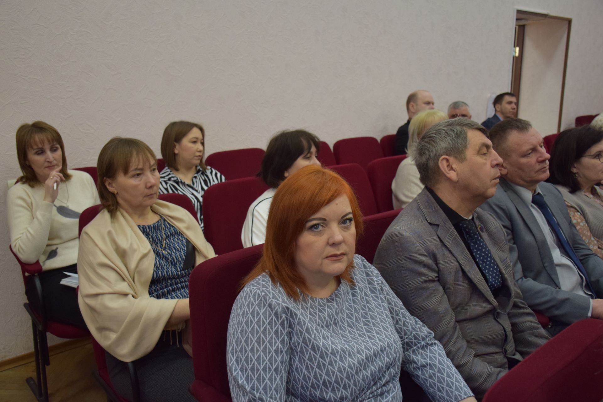 Комиссия по координации работы по противодействию коррупции в Нурлатском районе обсудила актуальные вопросы