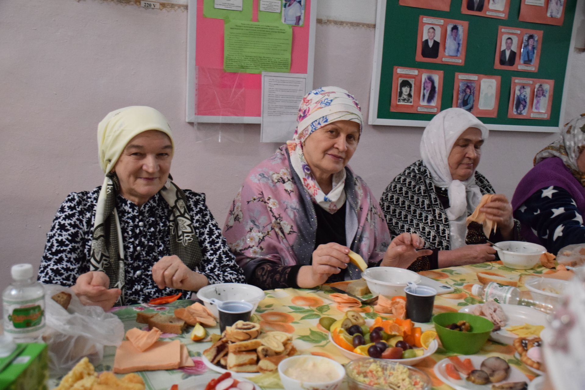Минталип Минеханов провел традиционный коллективный ифтар для жителей родного села