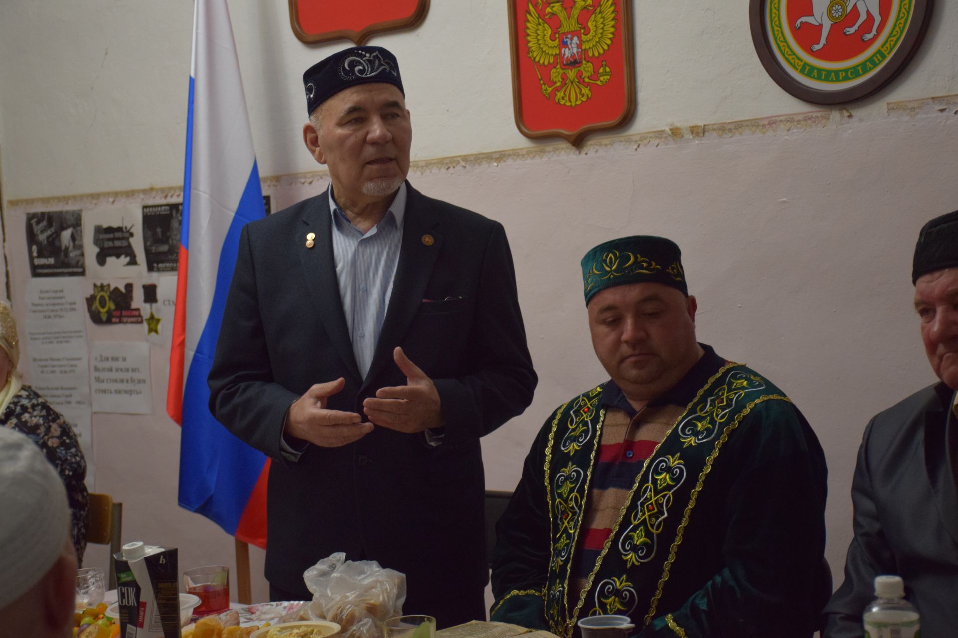 Минталип Минеханов провел традиционный коллективный ифтар для жителей родного села