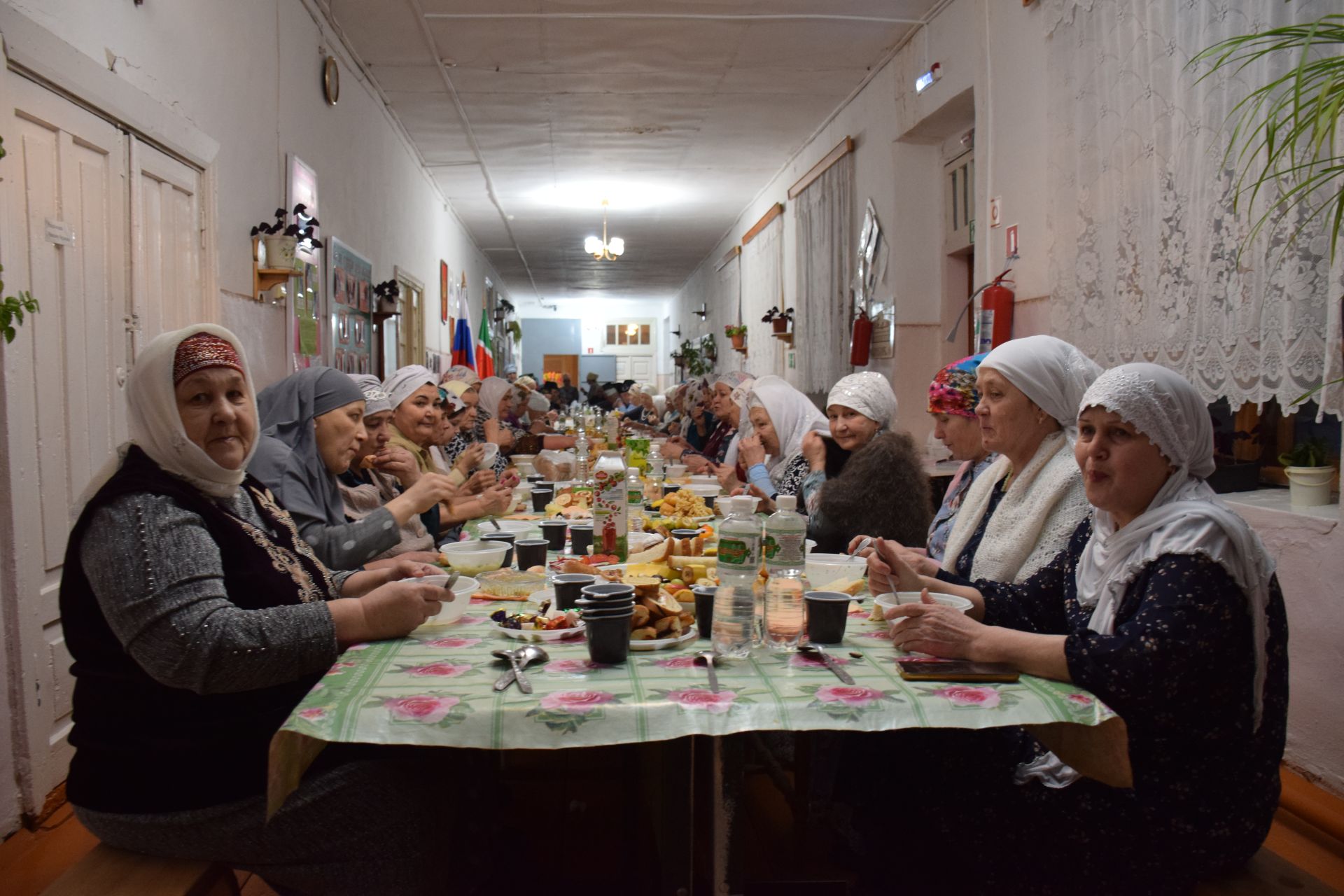 Минталип Минеханов провел традиционный коллективный ифтар для жителей родного села