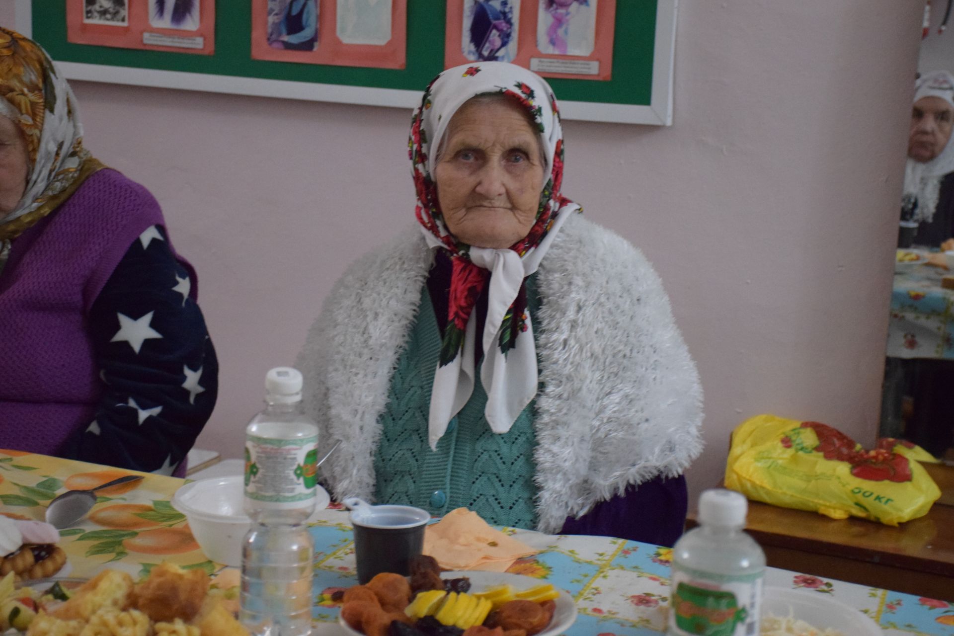 Минталип Минеханов провел традиционный коллективный ифтар для жителей родного села