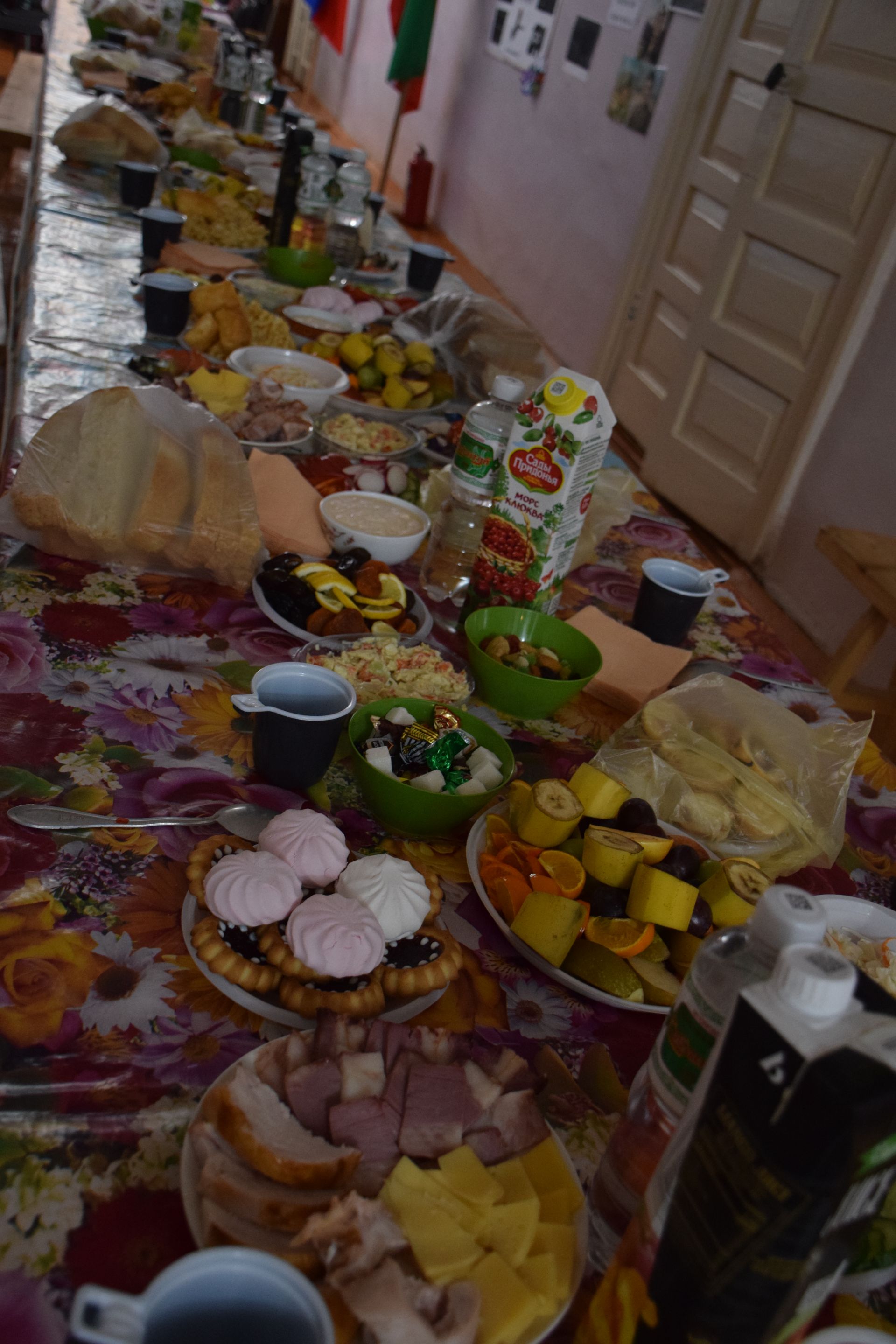 Минталип Минеханов провел традиционный коллективный ифтар для жителей родного села