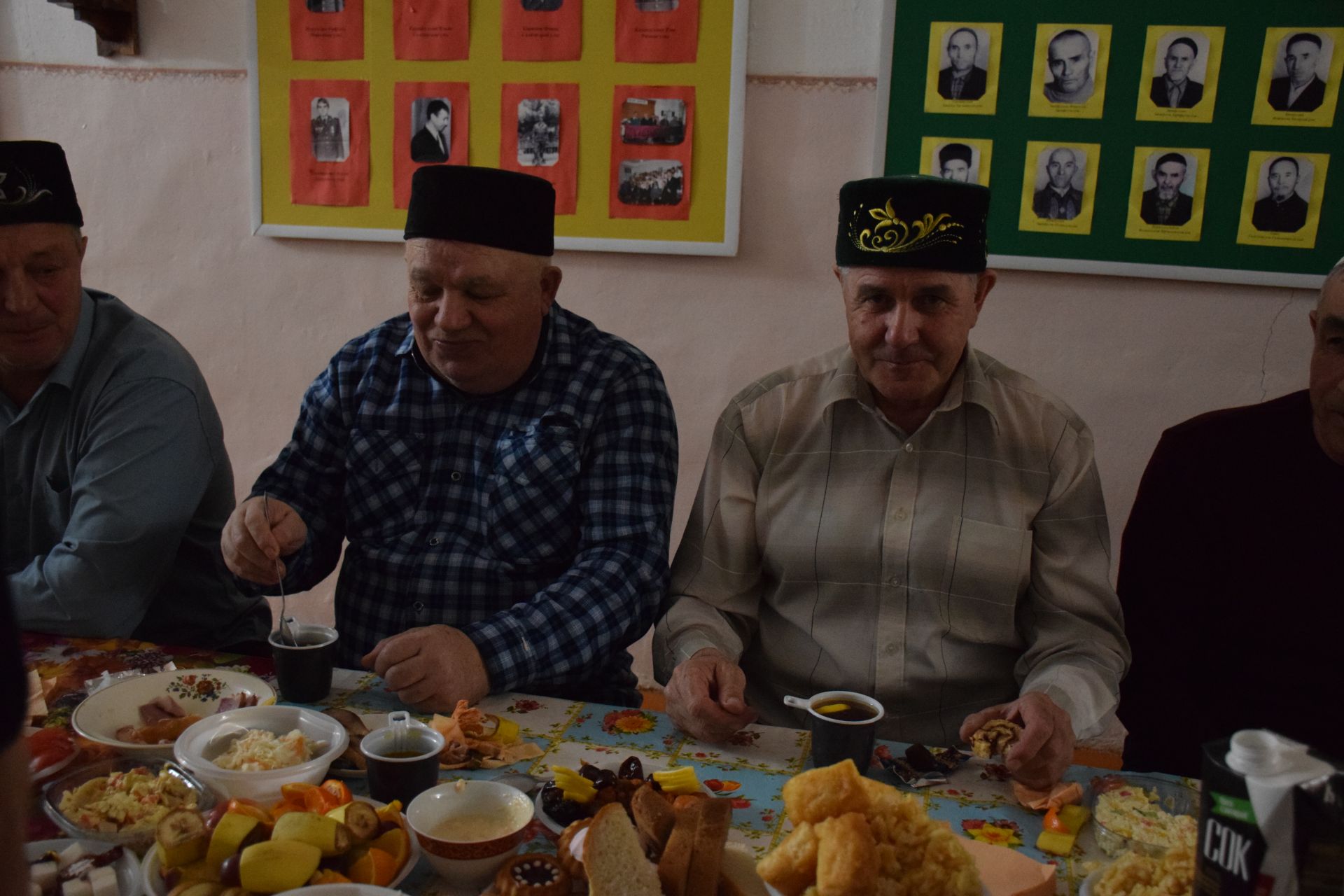 Минталип Минеханов провел традиционный коллективный ифтар для жителей родного села