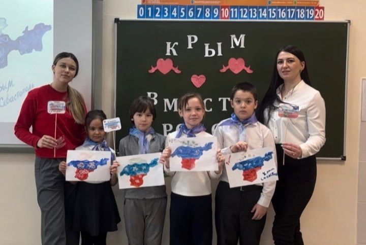 Учащиеся школы №1 города Нурлат присоединились к акции «Краски Крыма»