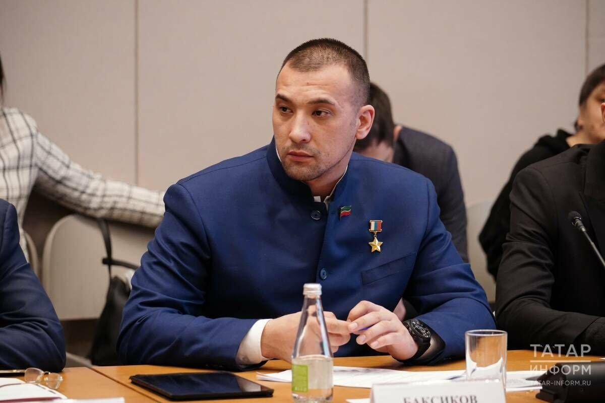 Расим Баксиков выделил ключевые моменты встречи Путина и Минниханова: поддержка СВО и стабильность в Татарстане