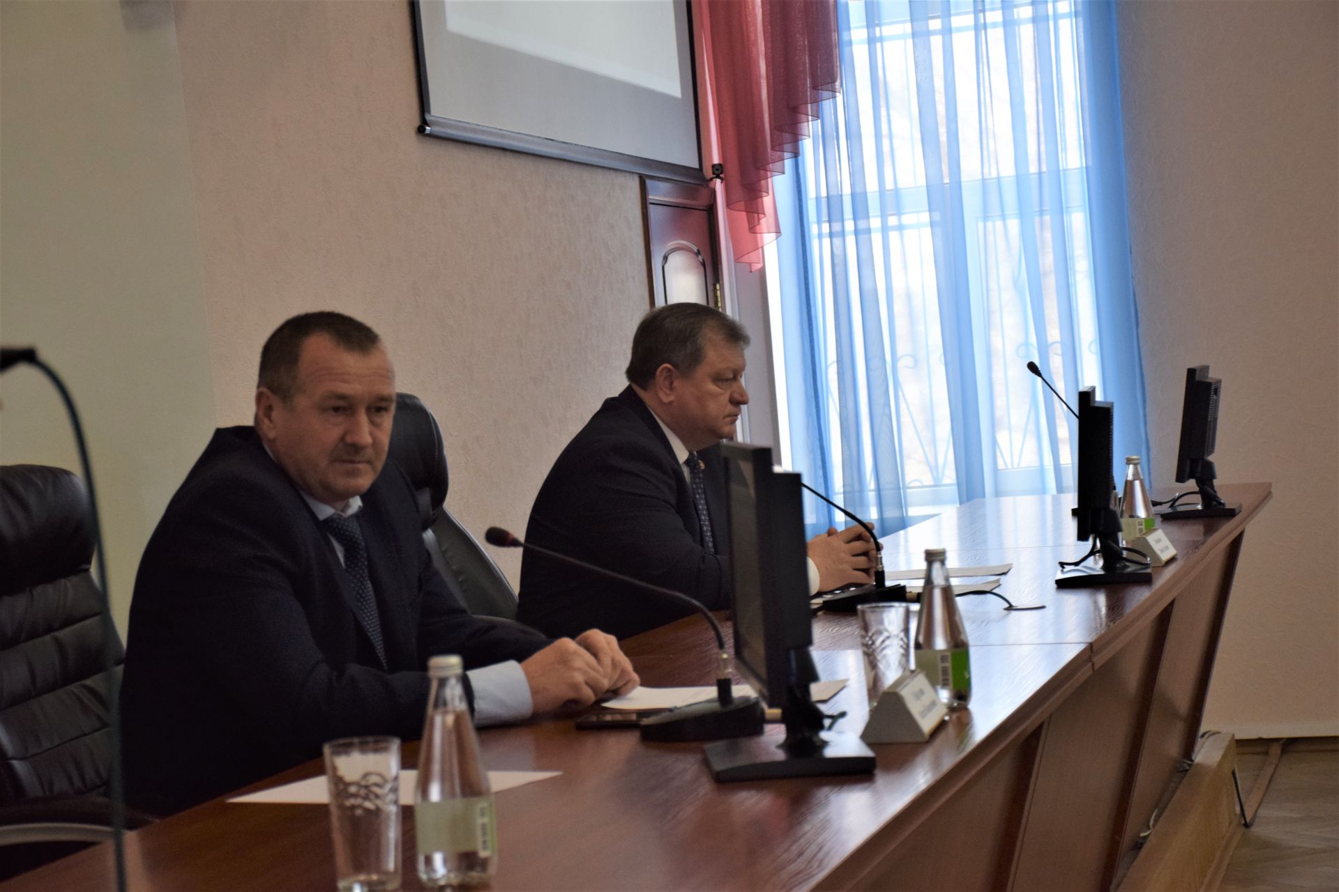 В Нурлате прошла Стратегическая сессия по развитию системы образования