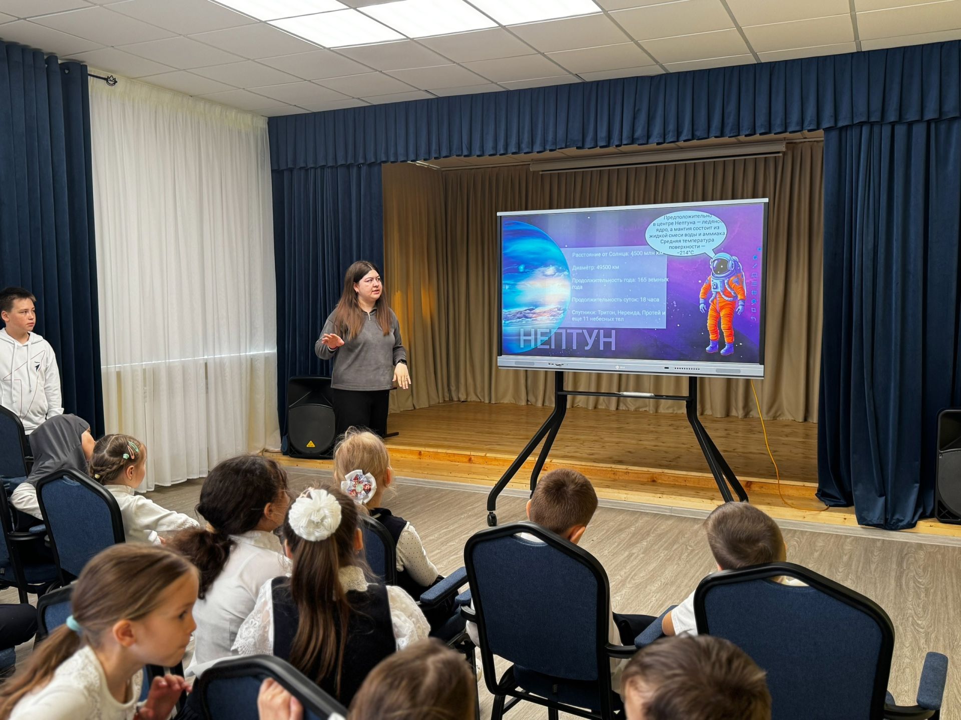 Юные астрономы Нурлатской школы №2 отправились в космическое путешествие
