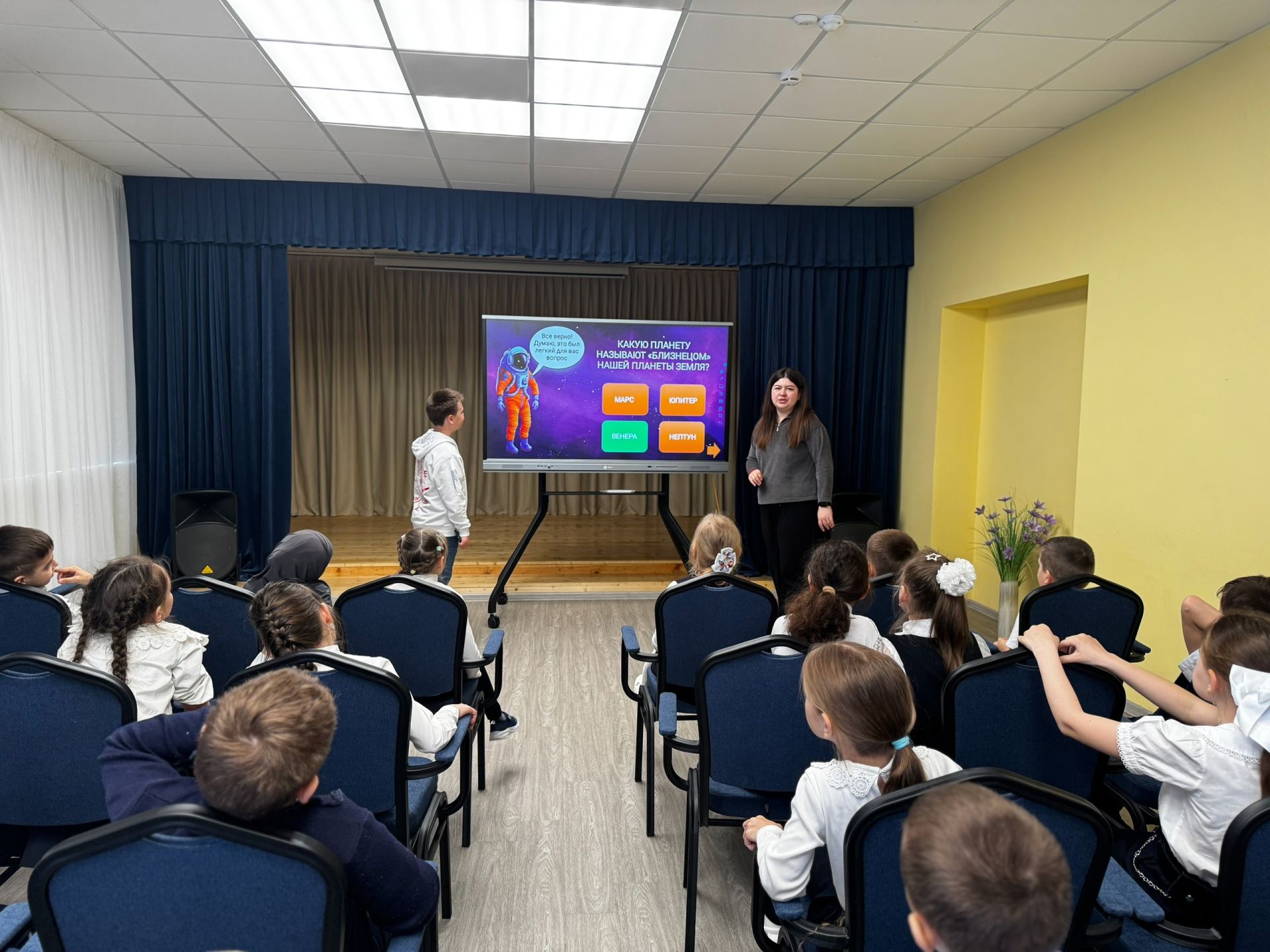 Юные астрономы Нурлатской школы №2 отправились в космическое путешествие