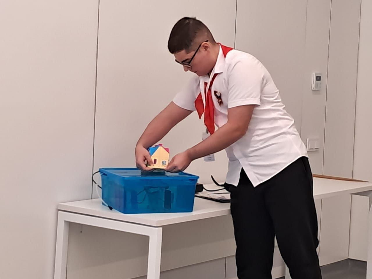 Успехи школьников на научной конференции в Альметьевске