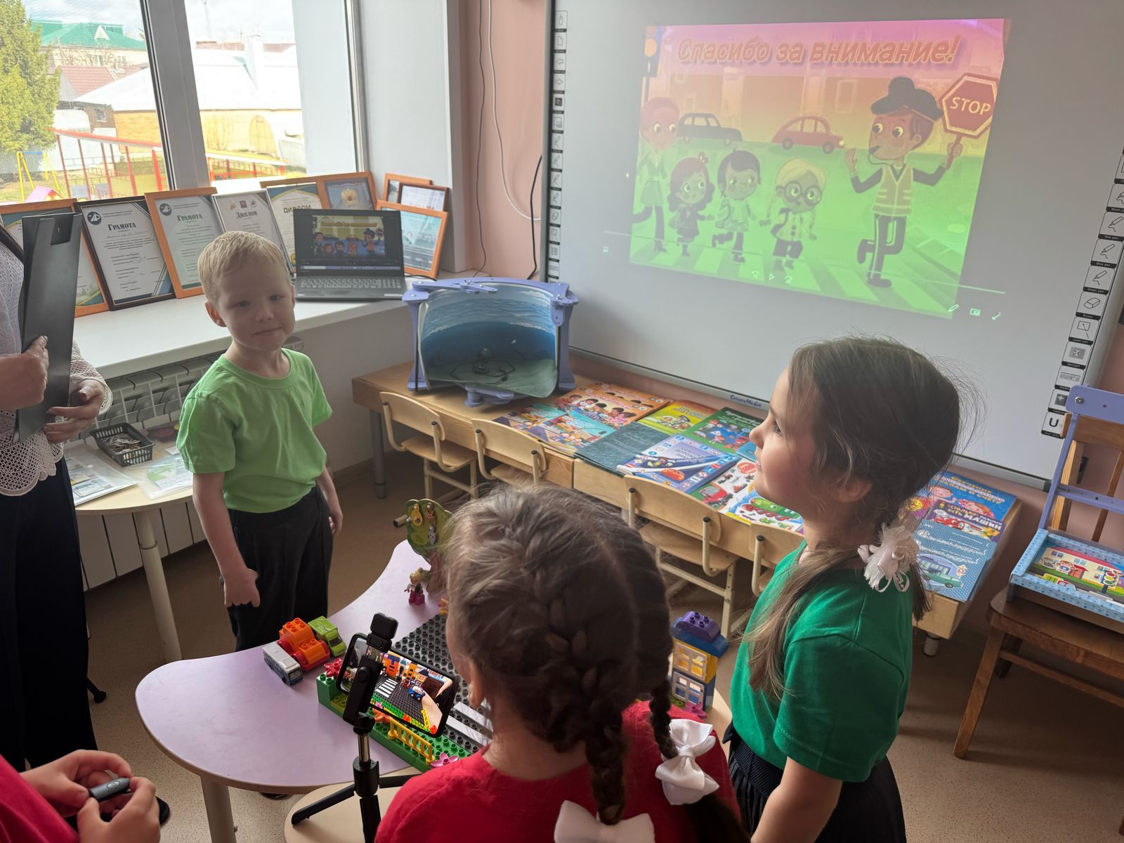 Современные технологии и творчество: как в детсаду «Солнышко» Нурлата учат ПДД через игры и мультфильмы