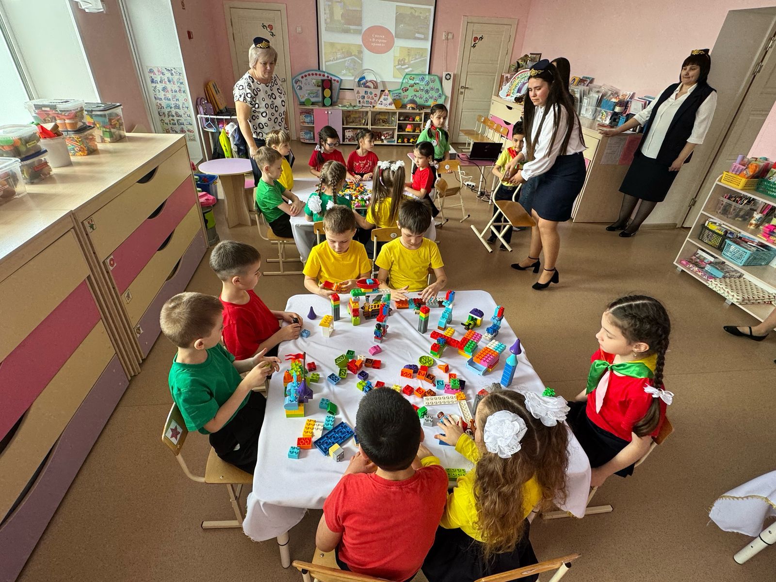 Современные технологии и творчество: как в детсаду «Солнышко» Нурлата учат ПДД через игры и мультфильмы