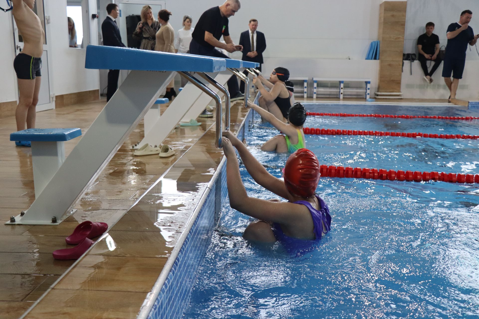 В Нурлате проходят открытые соревнования по плаванию