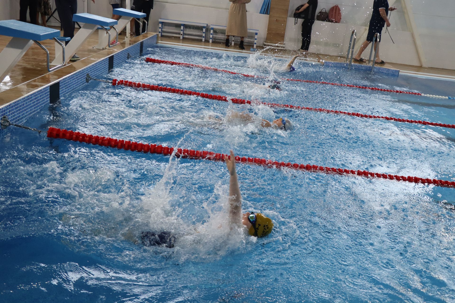 В Нурлате проходят открытые соревнования по плаванию