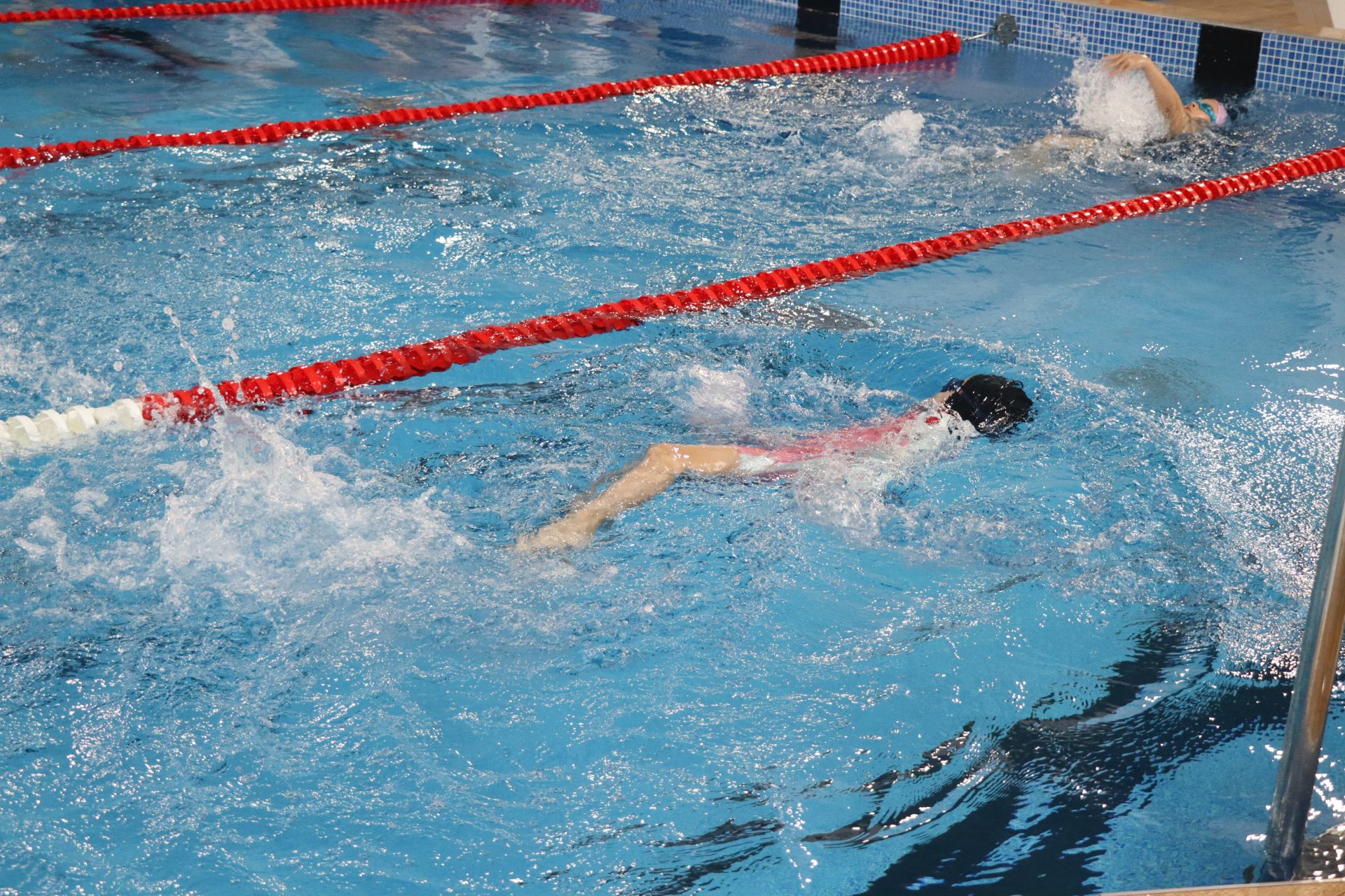 В Нурлате проходят открытые соревнования по плаванию