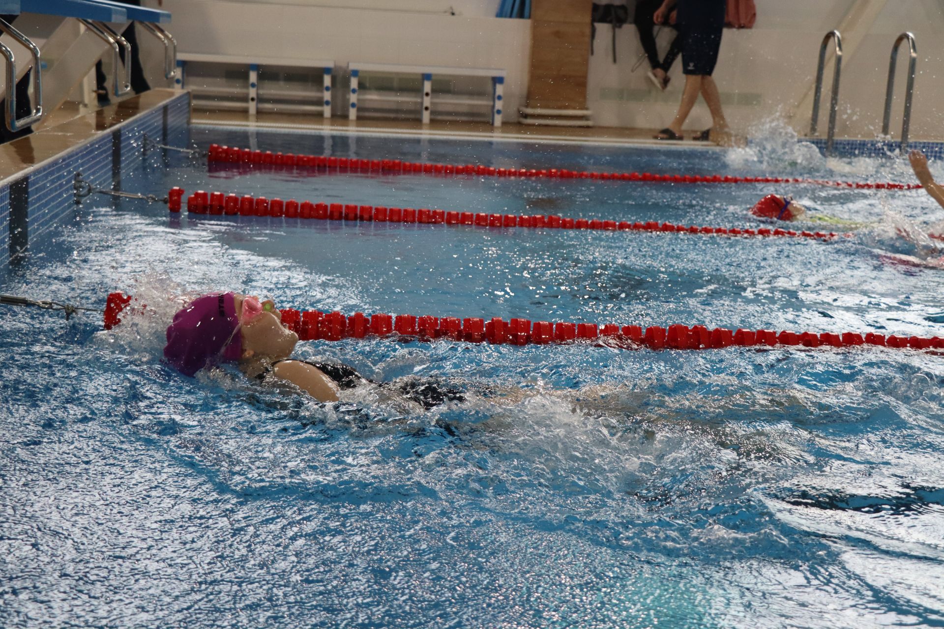 В Нурлате проходят открытые соревнования по плаванию