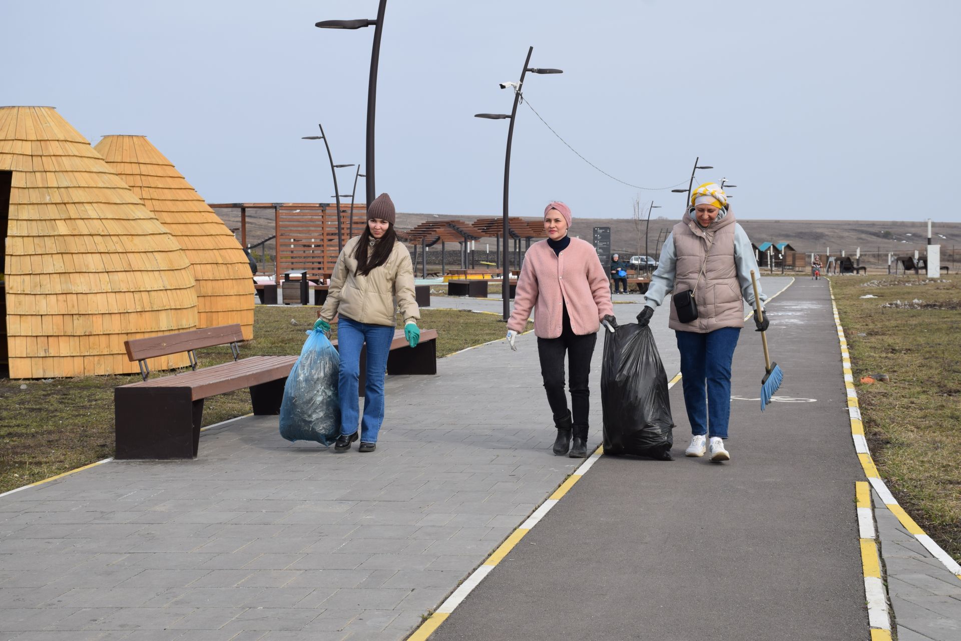 В Нурлате стартовали первые субботники