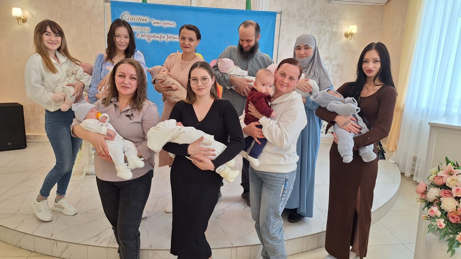 День дочери в Нурлатском районе: подарки новорождённым и тепло семейных традиций