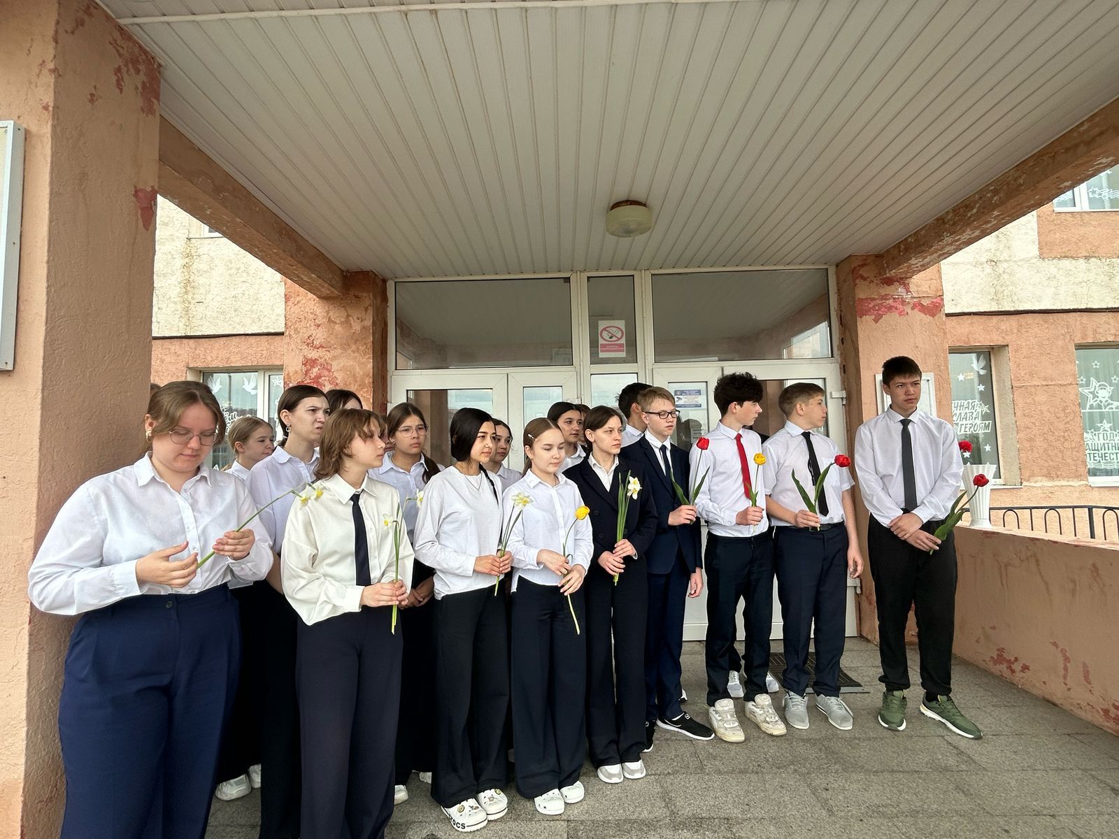 В Нурлатской гимназии почтили память выпускника Андрея Кульметьева, погибшего в ходе спецоперации