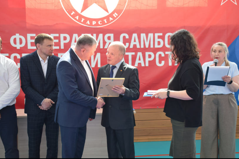 В Нурлате прошли республиканские соревнования по самбо