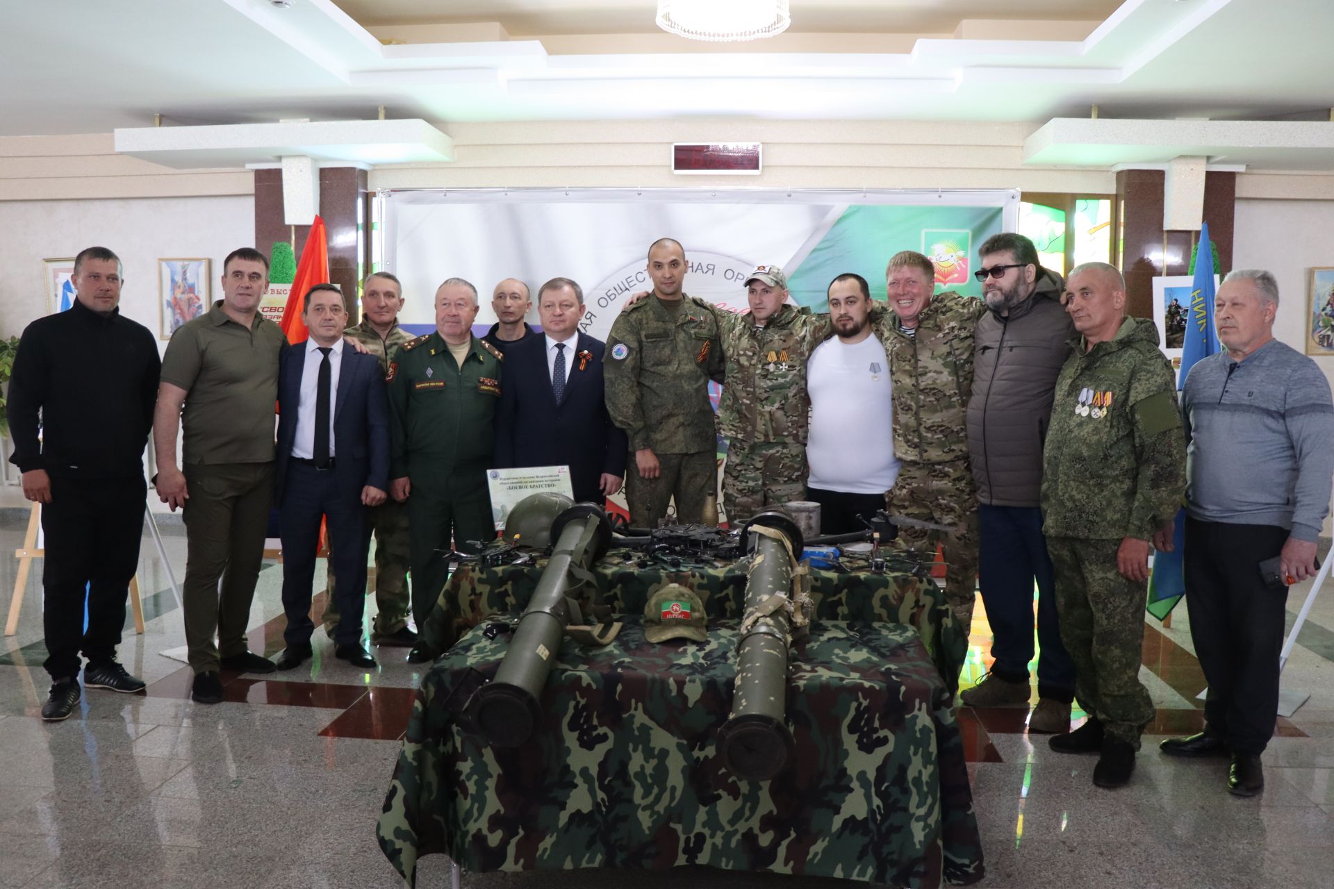 Герой России Расим Баксиков провел Урок мужества для нурлатских школьников (+ фоторепортаж)