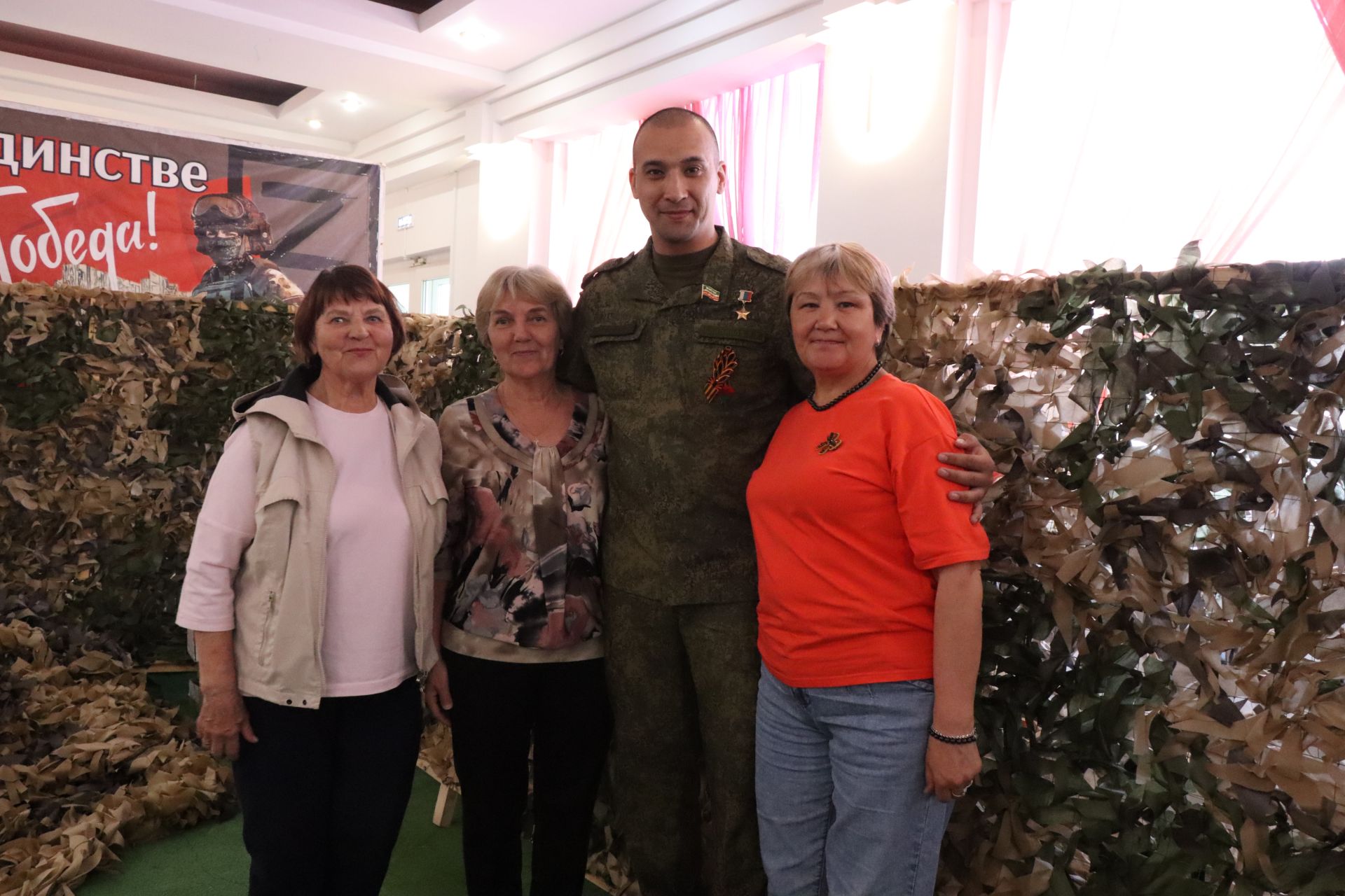 Герой России Расим Баксиков провел Урок мужества для нурлатских школьников (+ фоторепортаж)