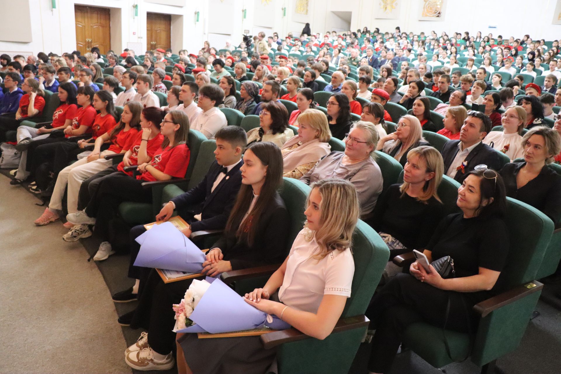 Герой России Расим Баксиков провел Урок мужества для нурлатских школьников (+ фоторепортаж)