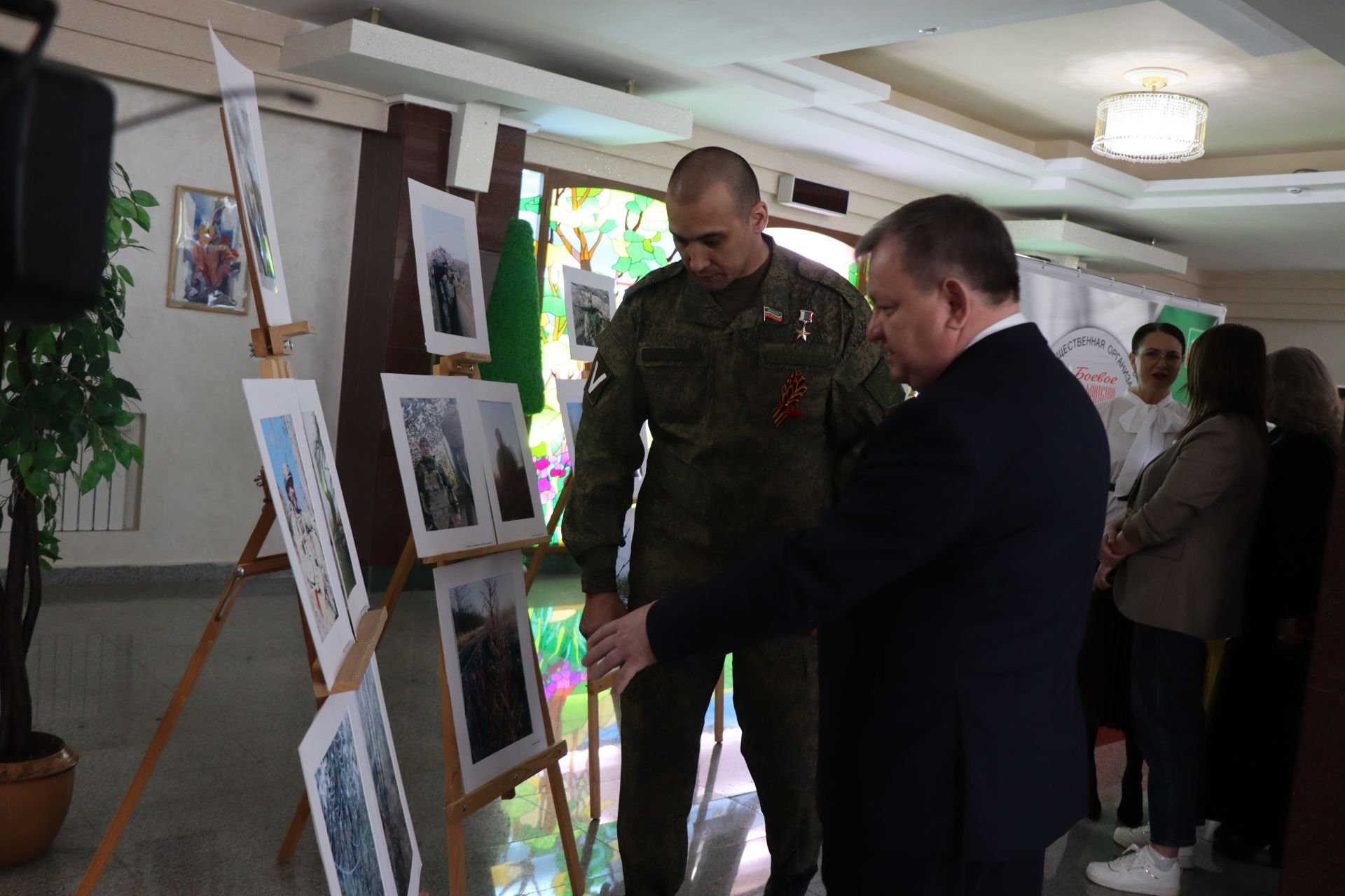 Герой России Расим Баксиков провел Урок мужества для нурлатских школьников (+ фоторепортаж)