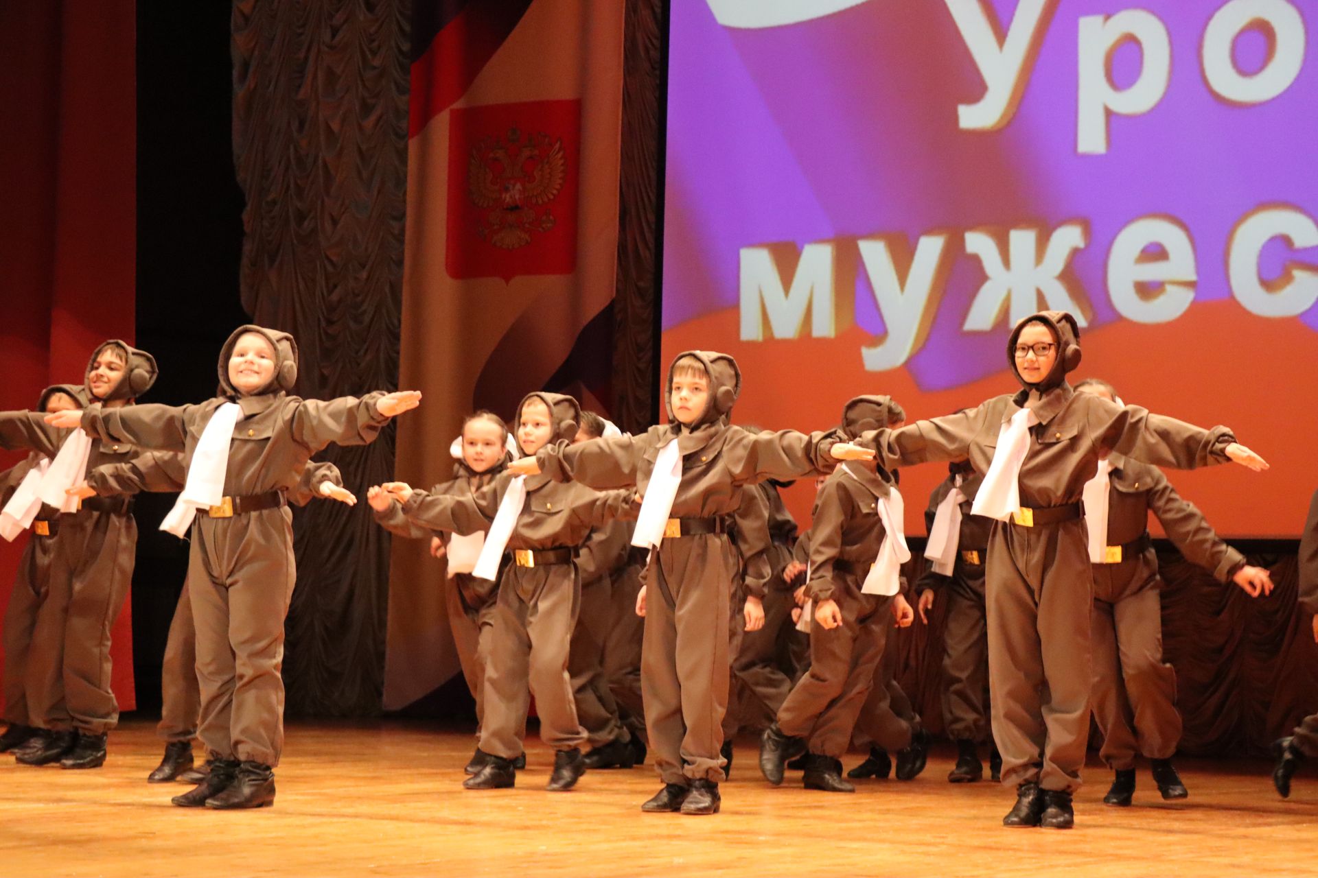 Герой России Расим Баксиков провел Урок мужества для нурлатских школьников (+ фоторепортаж)