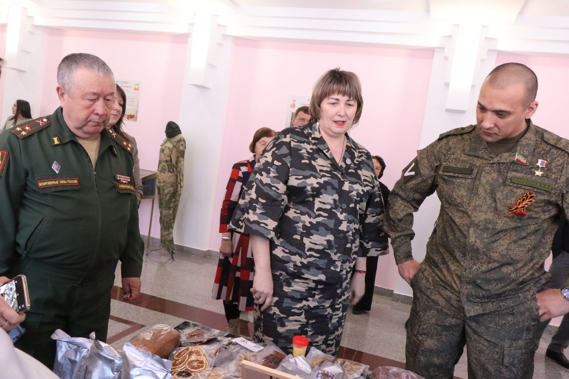 Герой России Расим Баксиков провел Урок мужества для нурлатских школьников (+ фоторепортаж)