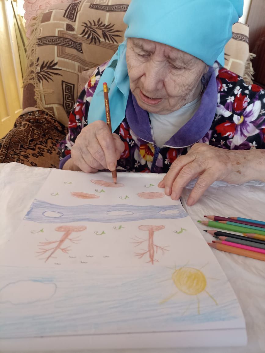 Весеннее вдохновение: арт-терапия в нурлатском центре «Гармония»