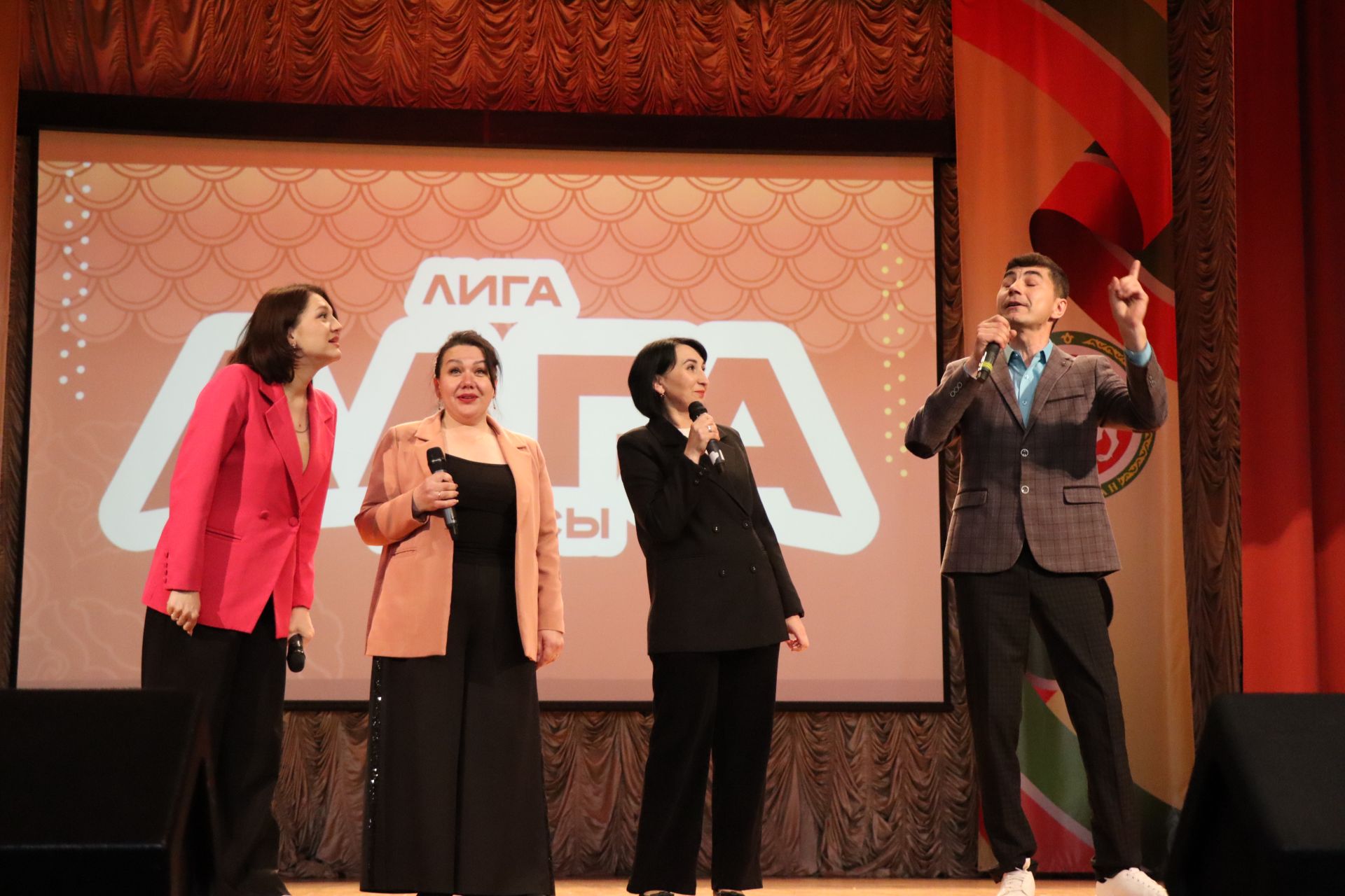 В Нурлате прошел зональный этап лиги КВН «Алга»