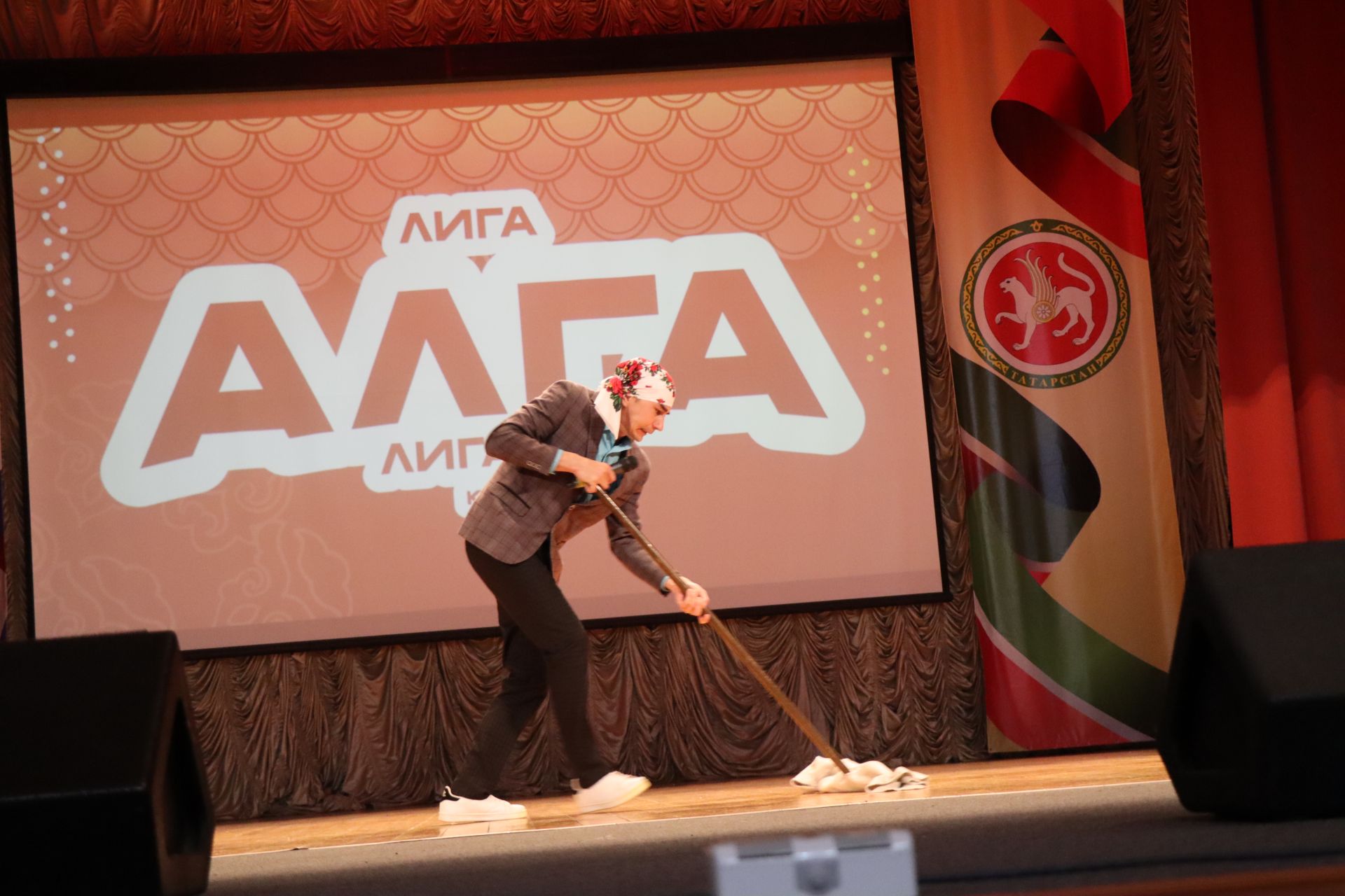 В Нурлате прошел зональный этап лиги КВН «Алга»